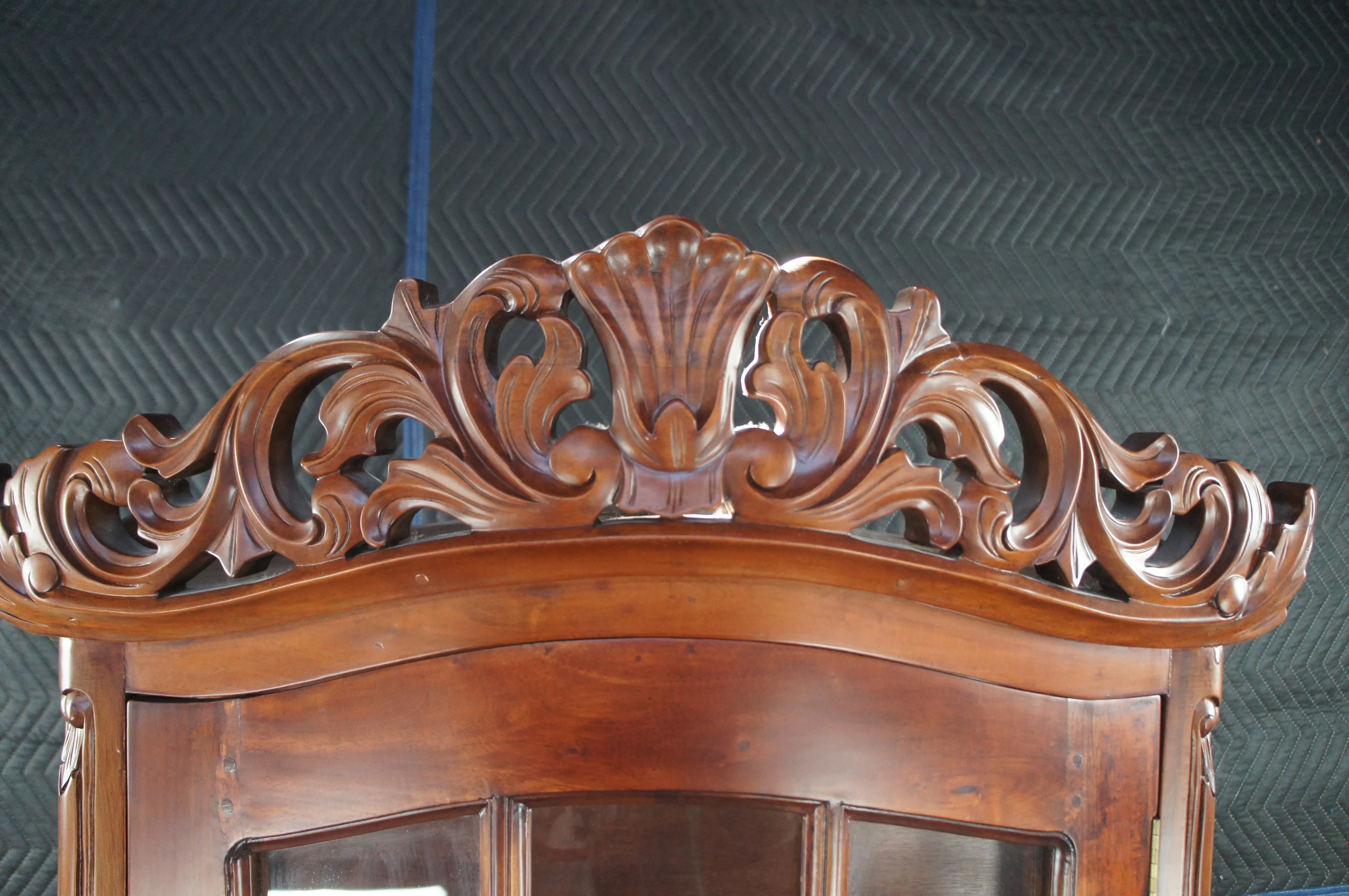 Victorian Revival French Rococo Style Mahogany Display Cabinet Vitrine Curio