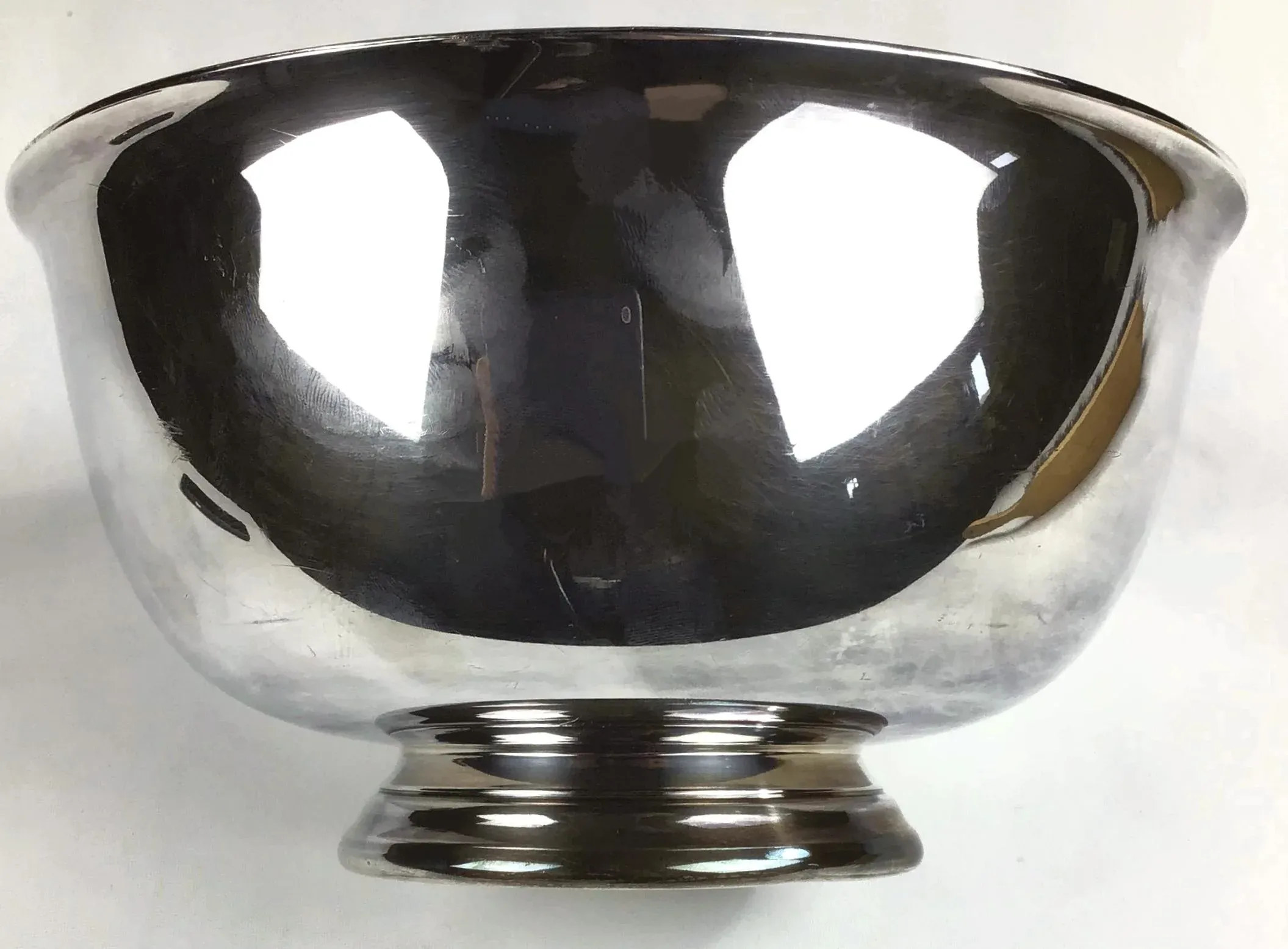 1960s Large Silver Plate Reed & Barton Revere Bowl