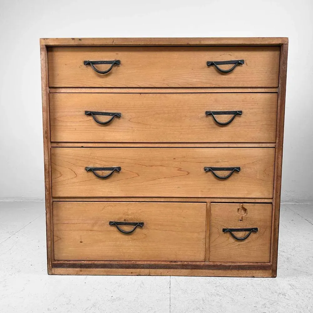 Antique Japanese Taisho Era Tansu Cabinet, 1920s
