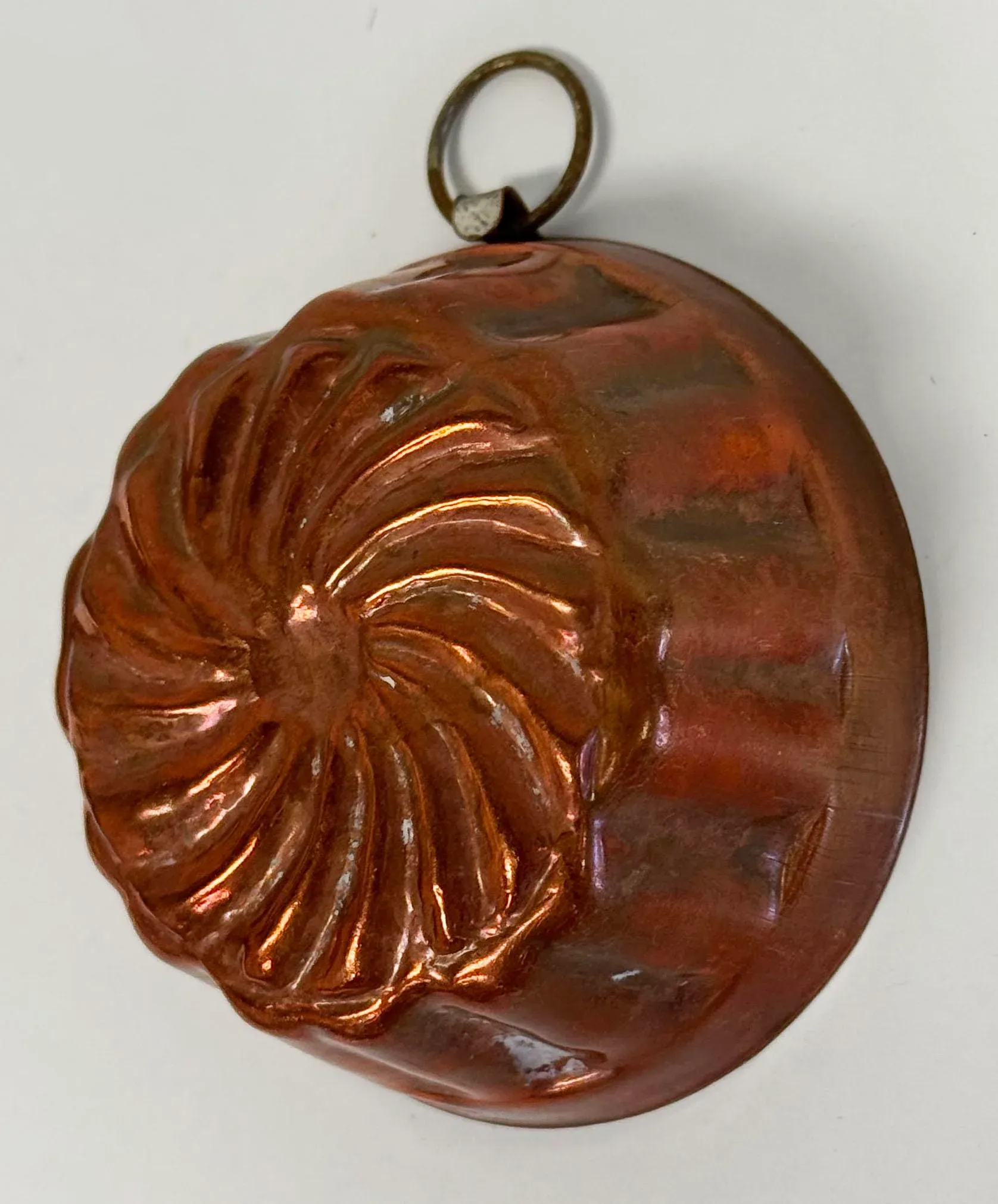 Vintage Petite Swirl Pattern Copper Mold | Chairish