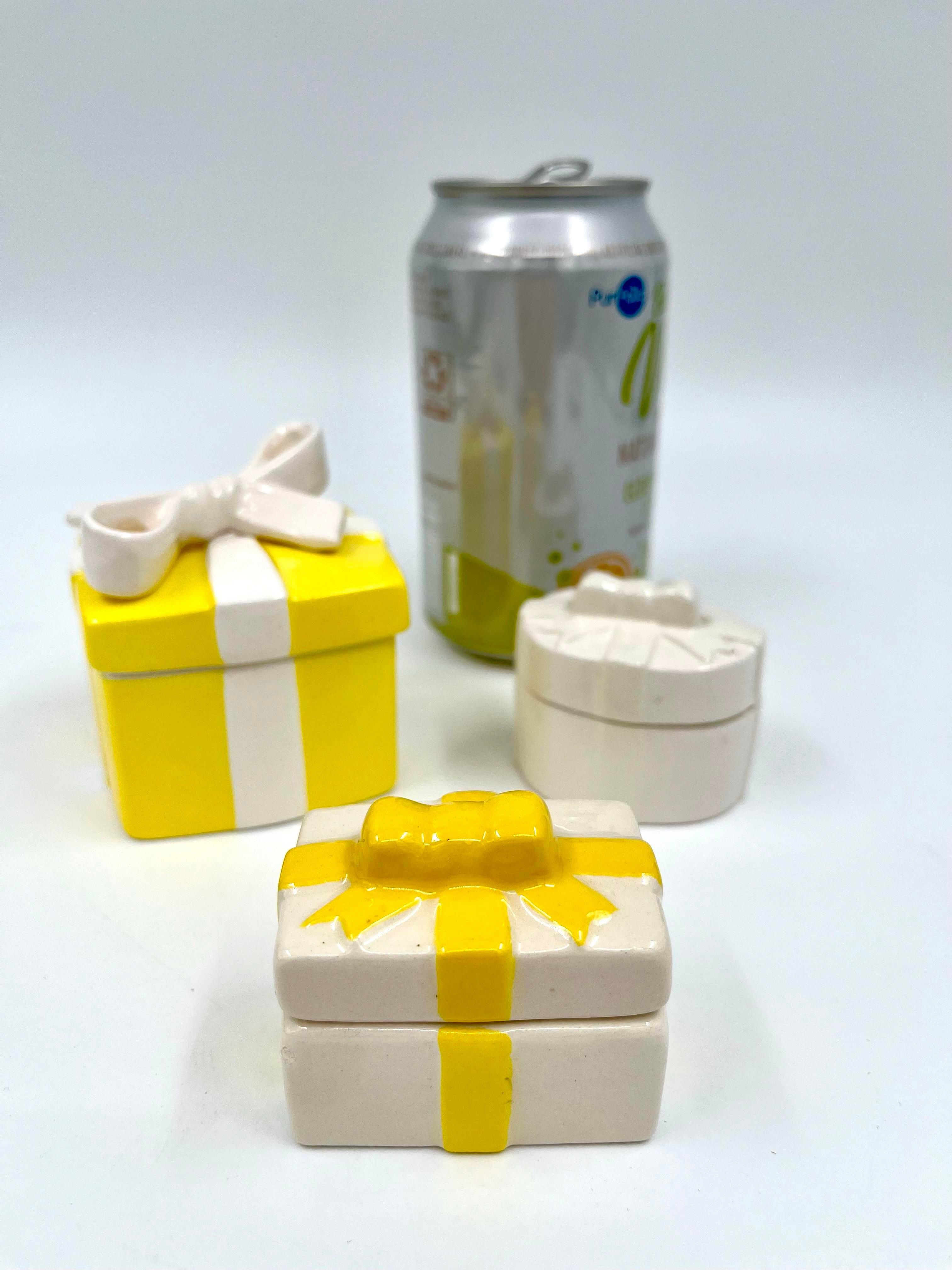 小物 Wasted Youth RIBBON CERAMIC BOX Wasted Youth RIBBON CERAMIC BOX – HUMAN MADE Inc.