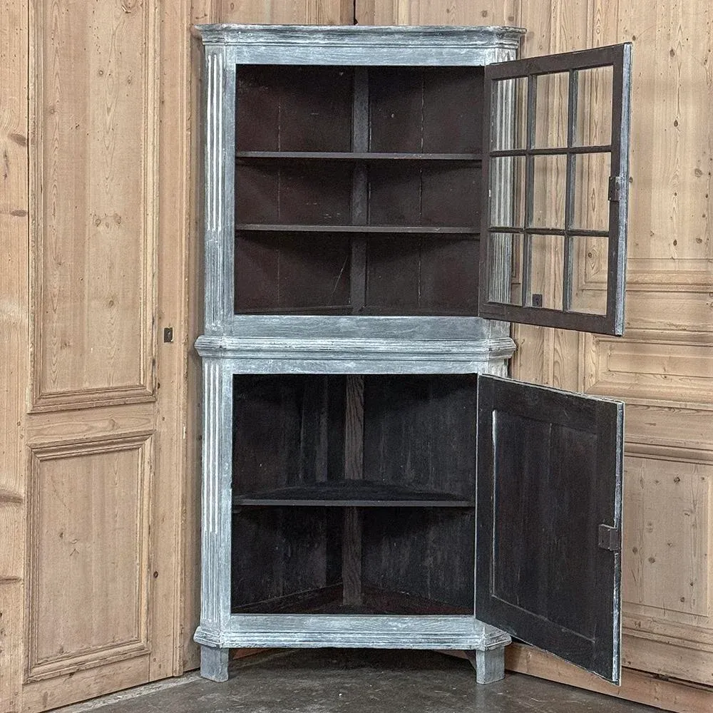 18th Century Swedish Neoclassical Painted Corner Vitrine ~ Curio Cabinet