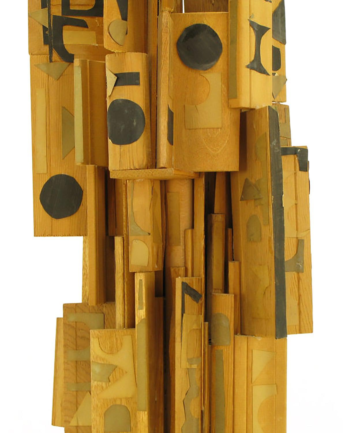 outsider-art-wood-sculpture-