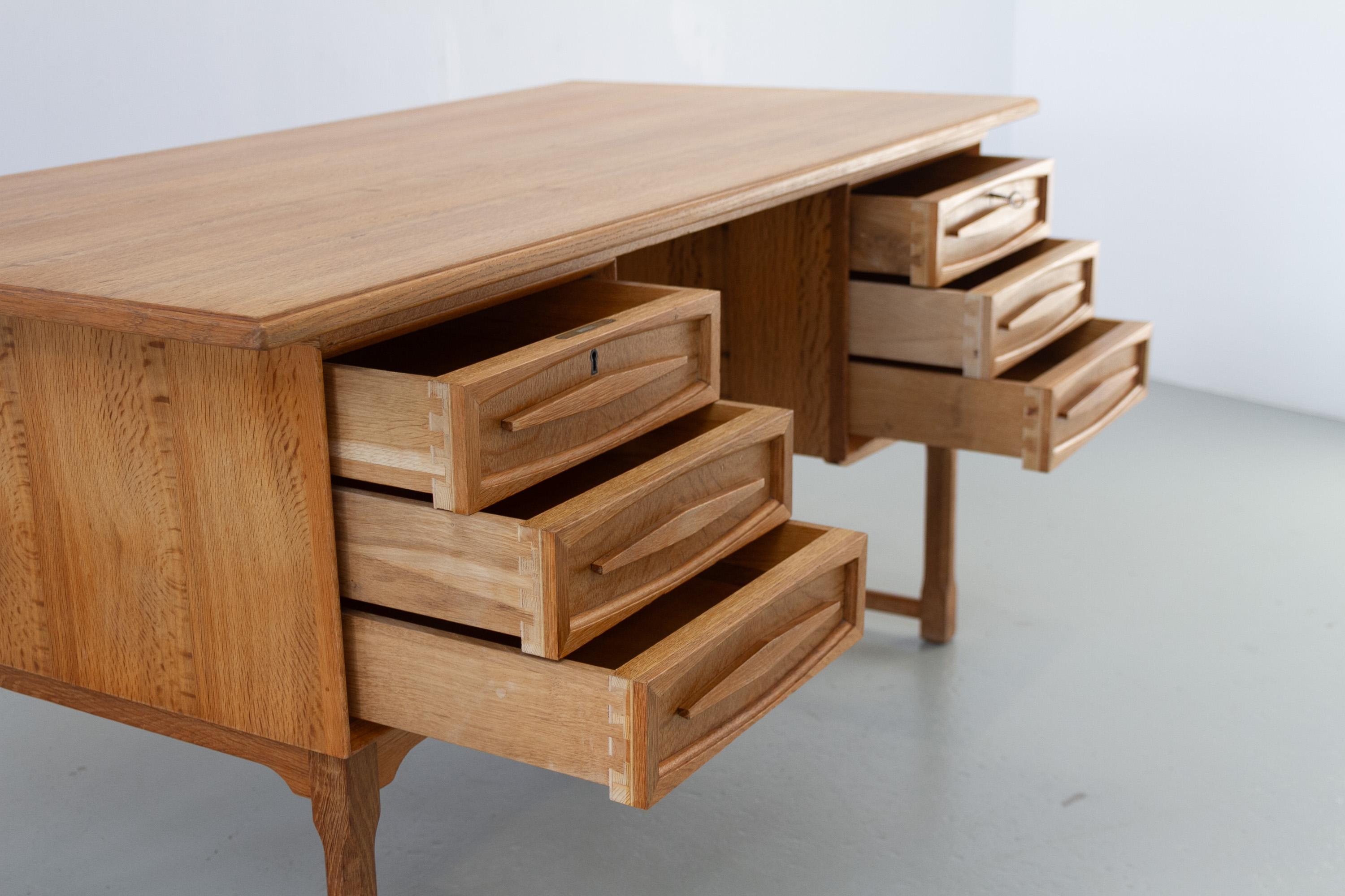 Mid-Century Modern Danish Freestanding Oak Desk by Henning Kjærnulf, 1960s