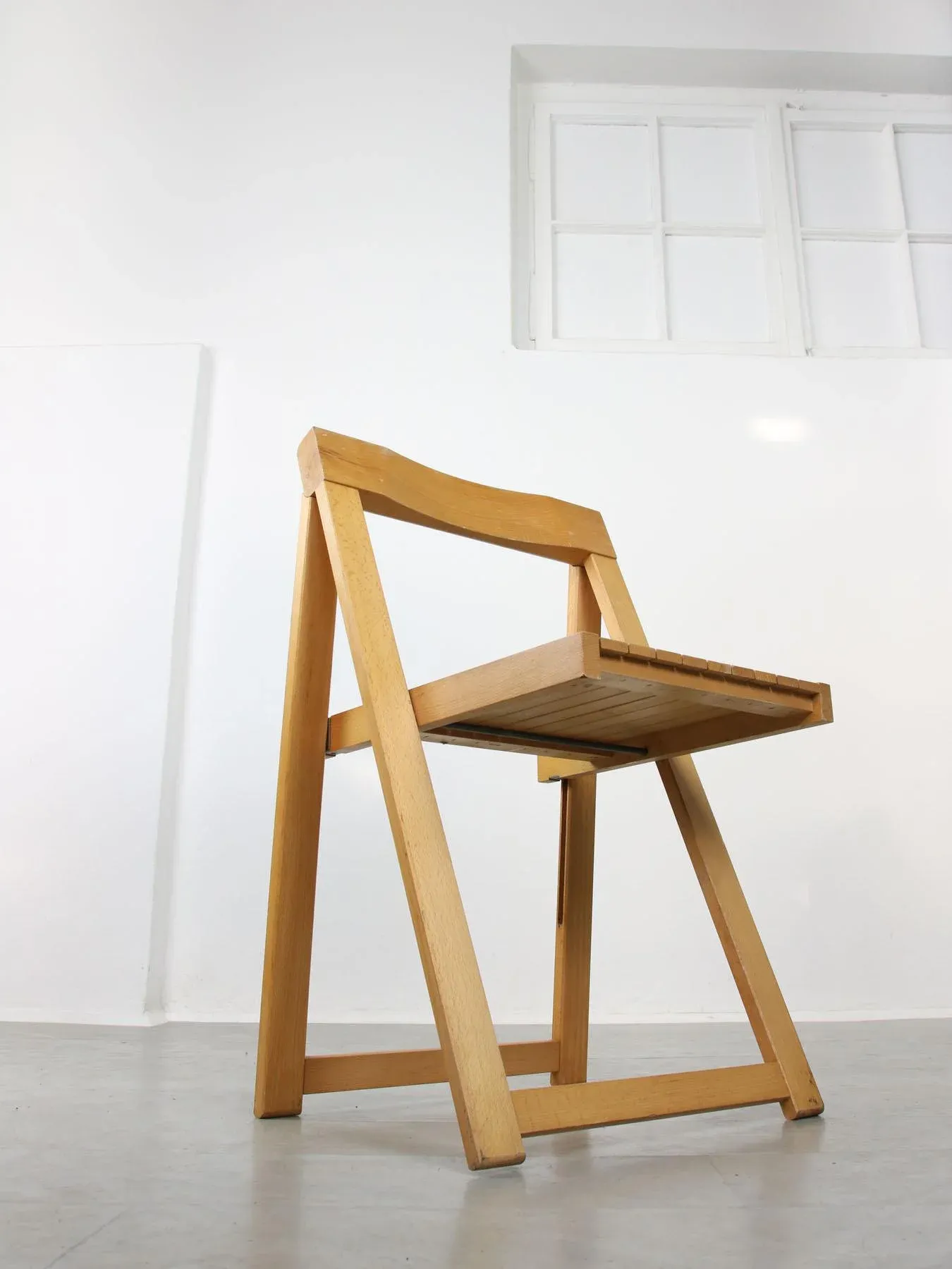 Aldo Jacober 「Trieste」 フォールディングチェア ラタン Trieste Folding Chair by Aldo Jacober | Chairish