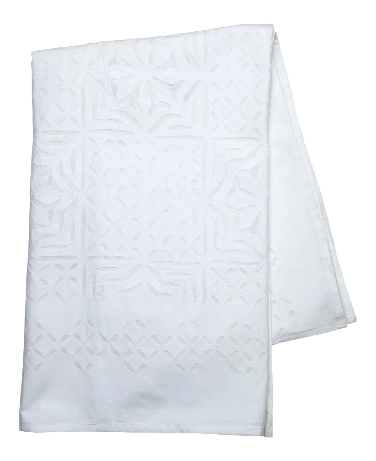 Ester Applique Tablecloth, 6seat table White Chairish