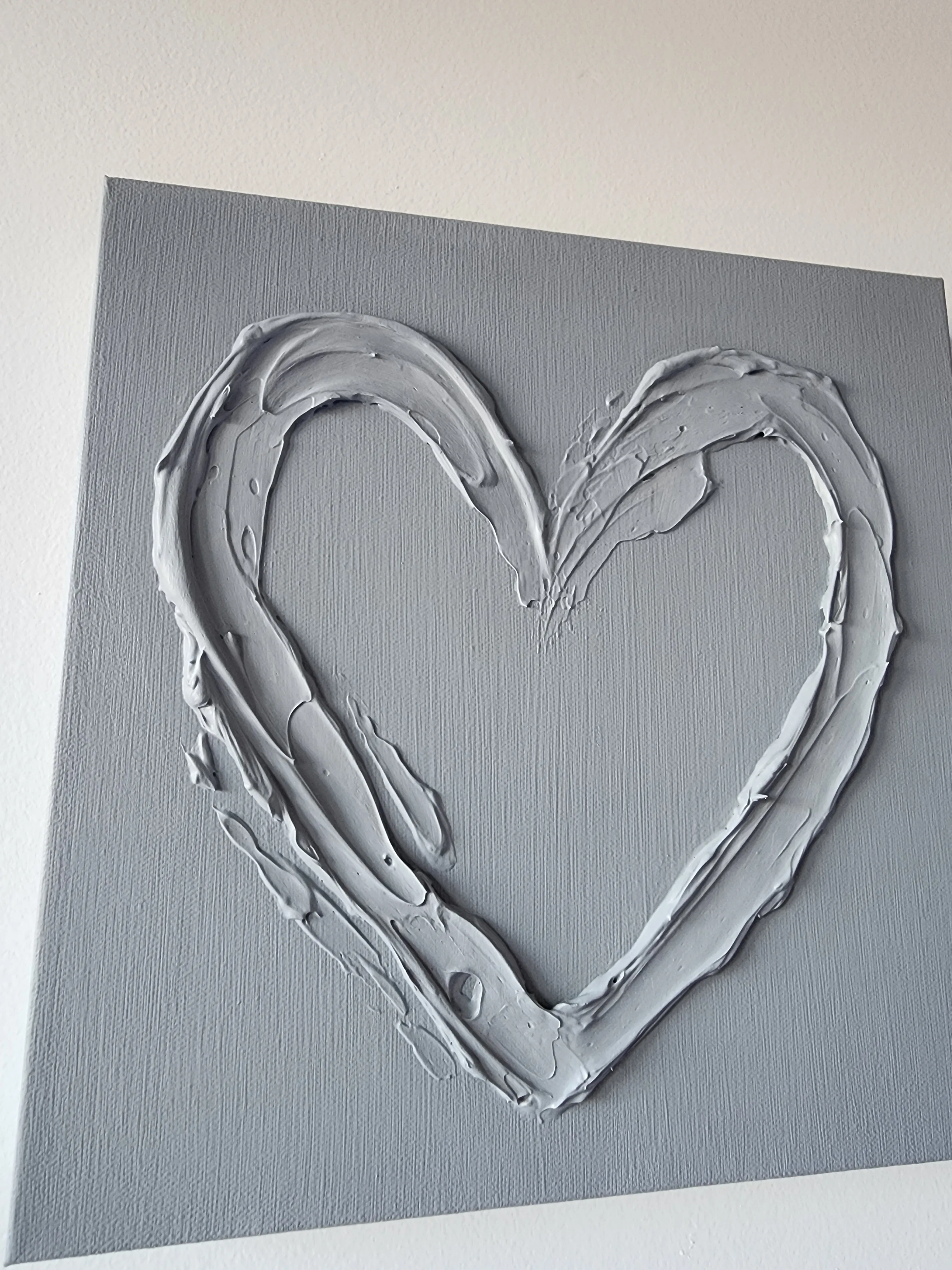 【DISCERNMENT】HAND-MADE heart painting knit Hearts Knit Together from the collection of J. Kirk Richards