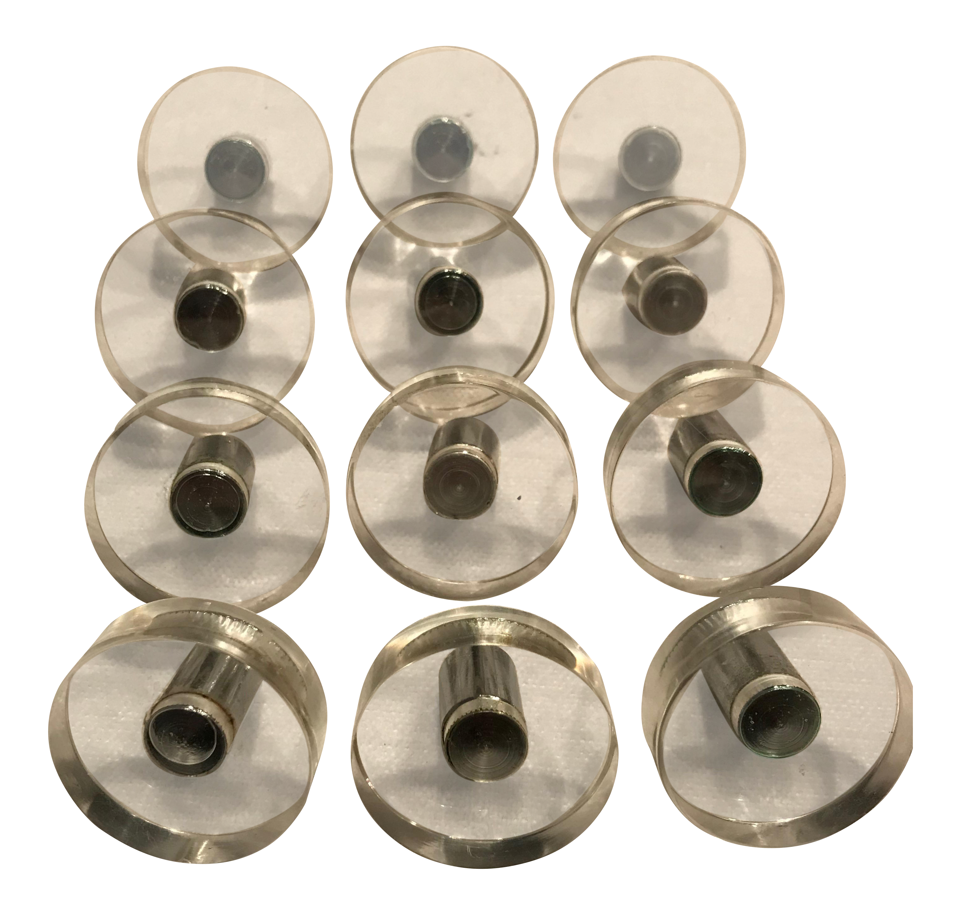 Mid Century Modern Lucite Drawer Pull Knobs Set Of 12 Chairish