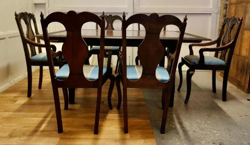 Carved Dining Table and Chairs, 1920s, Set of 7
