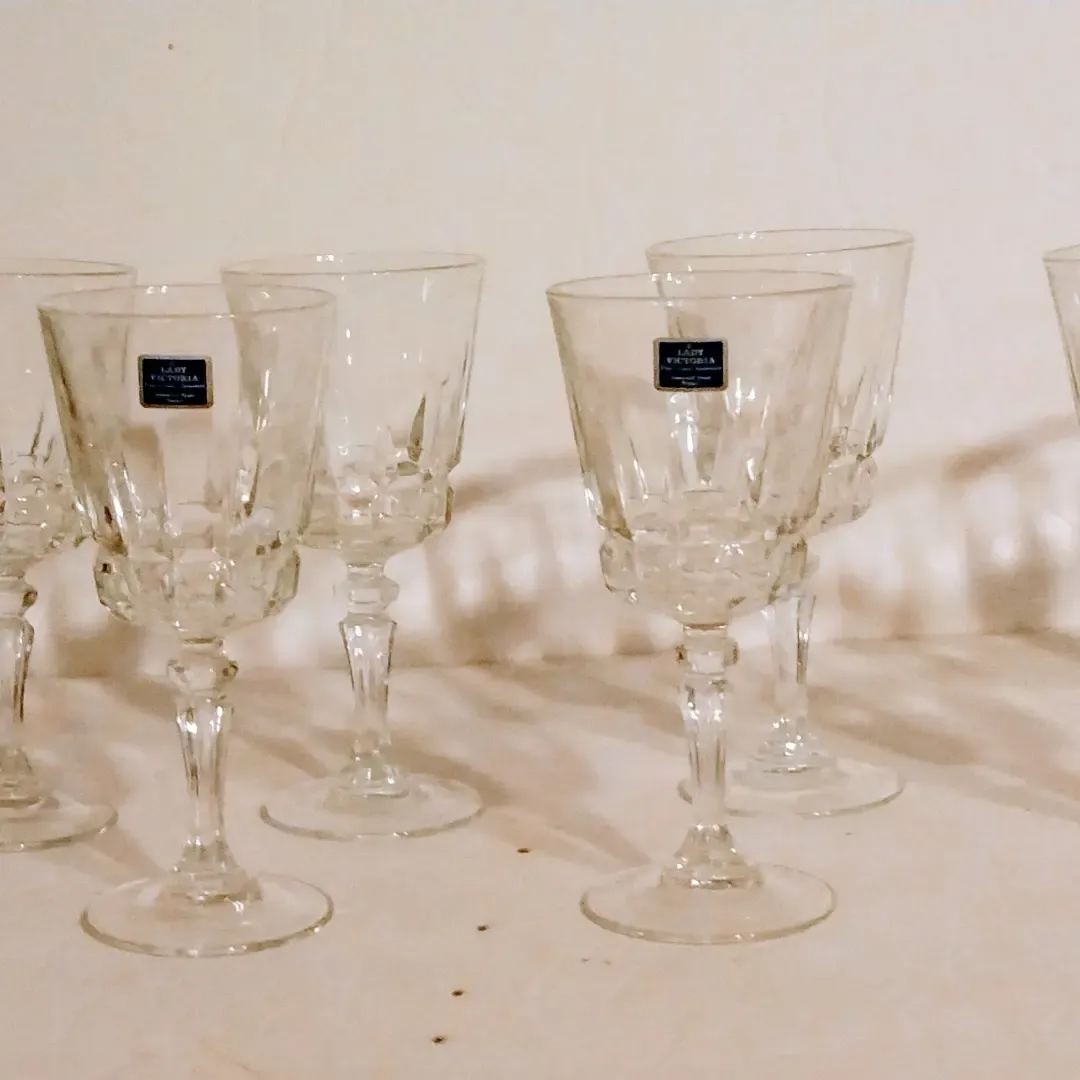 Vintage Lady Victoria Crystal Wine Glasses- Set of 8