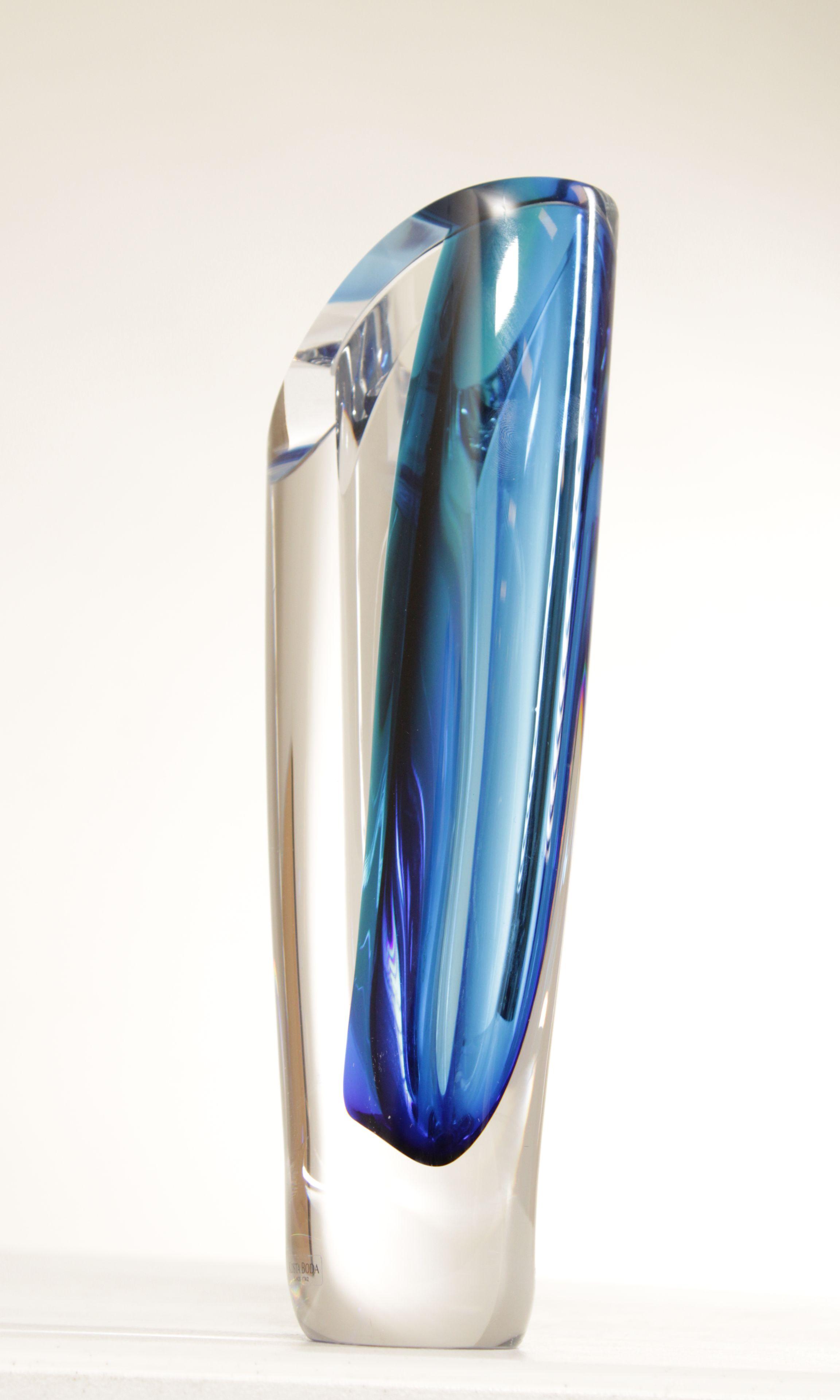 1990s Kosta Boda Goran Warff 'Sydney' Blue Art Glass Vase