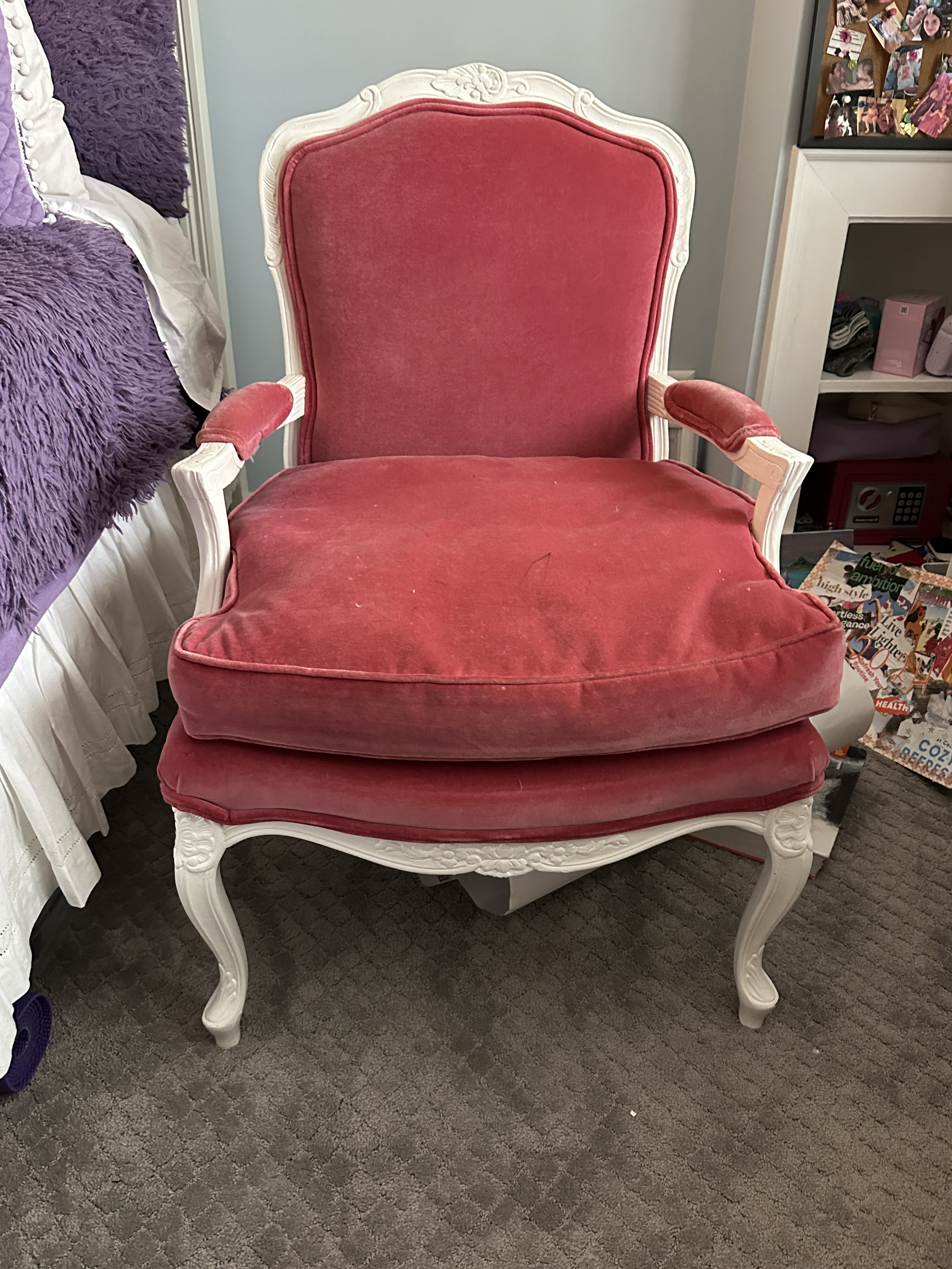 The velvet chair company 2025