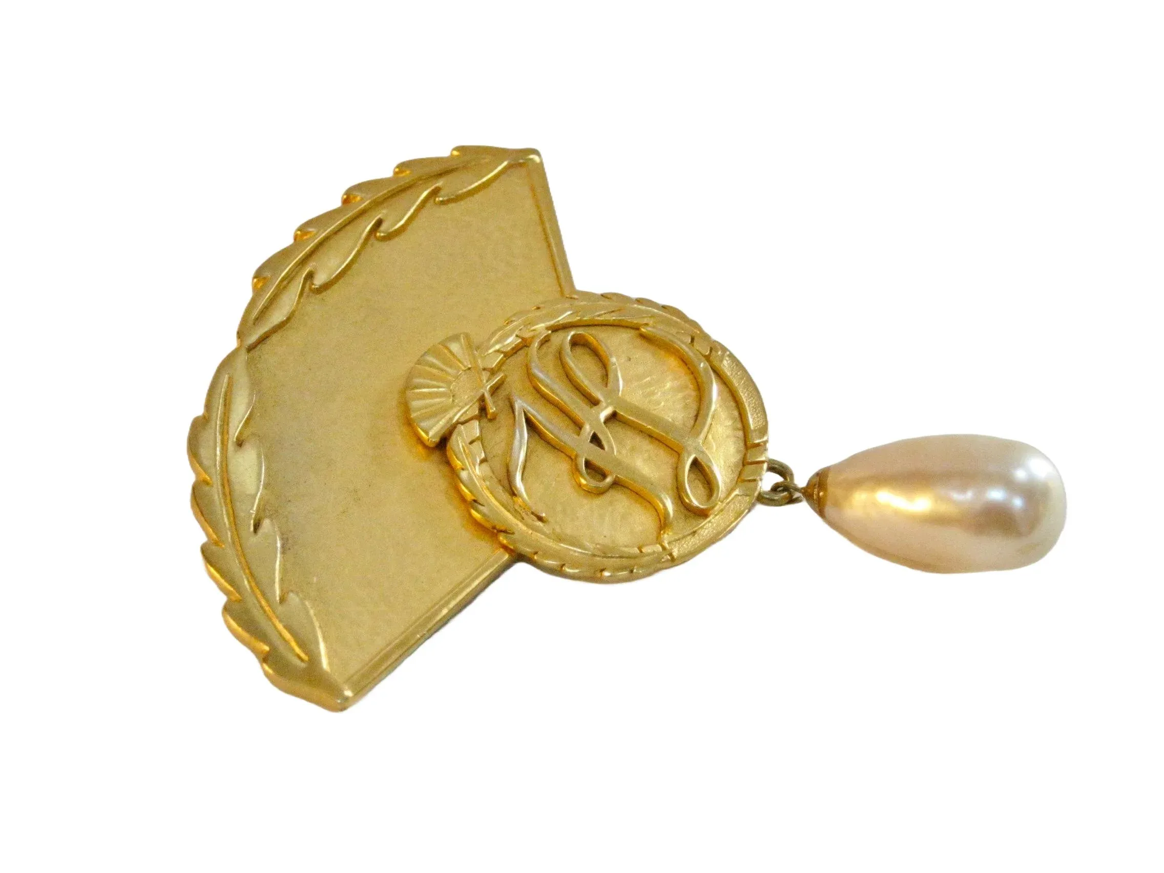 小物 Karl Lagerfeld Signature Pin Brooch KL Karl Lagerfeld Signature Pin Brooch KL