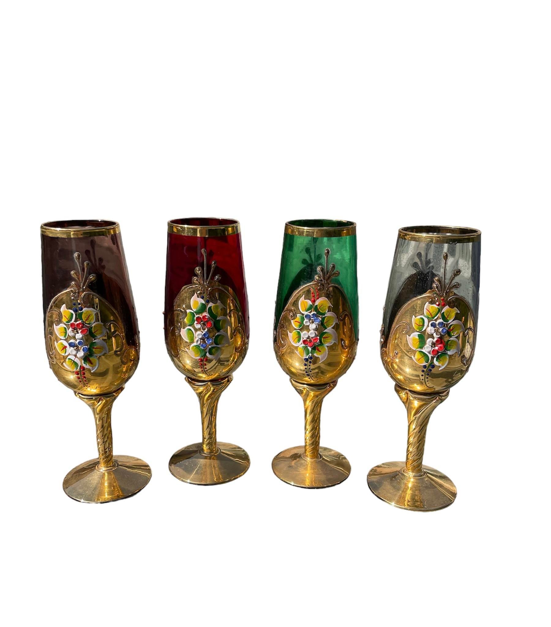 ミッチ　Xodas Goblet 24K Gold Fume Foot Original Venetian Murano Tre Fuocchi Set of 4. 24K Gold Leaf