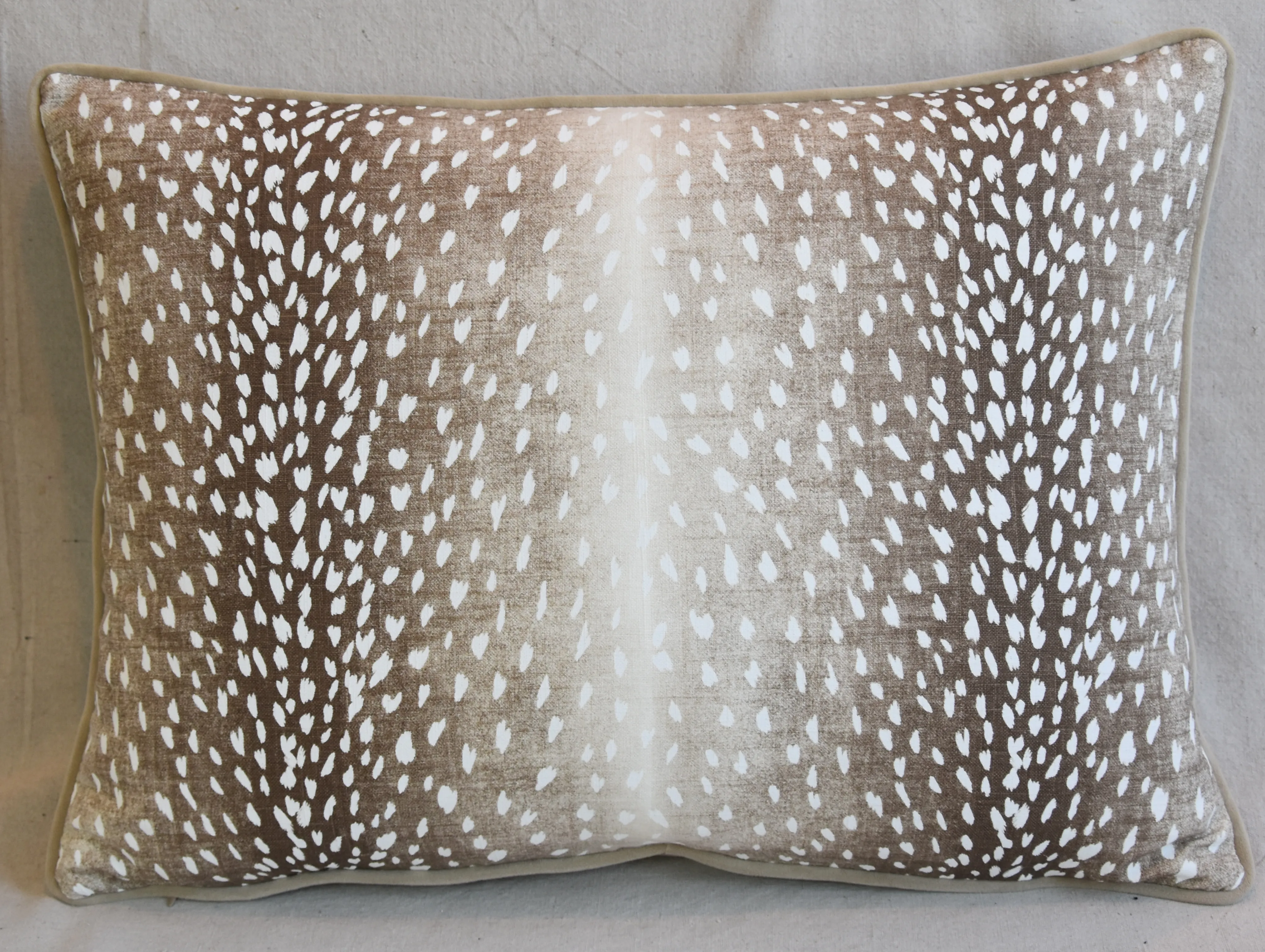 Antelope Deer Fawn Animal Pattern Linen Velvet Feather/Down