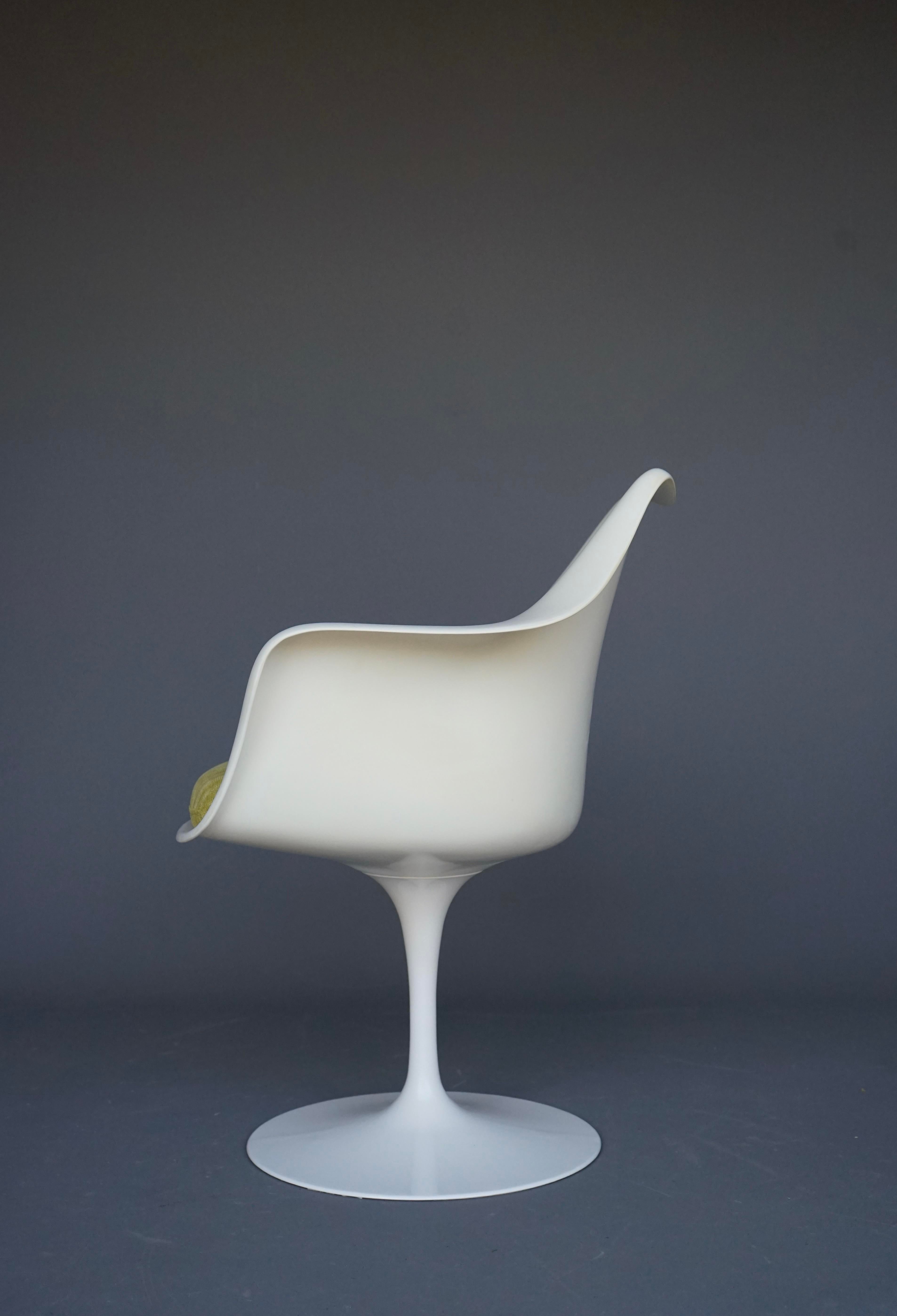 Vintage Tulip Chairs from Knoll International, 1960s, Set of