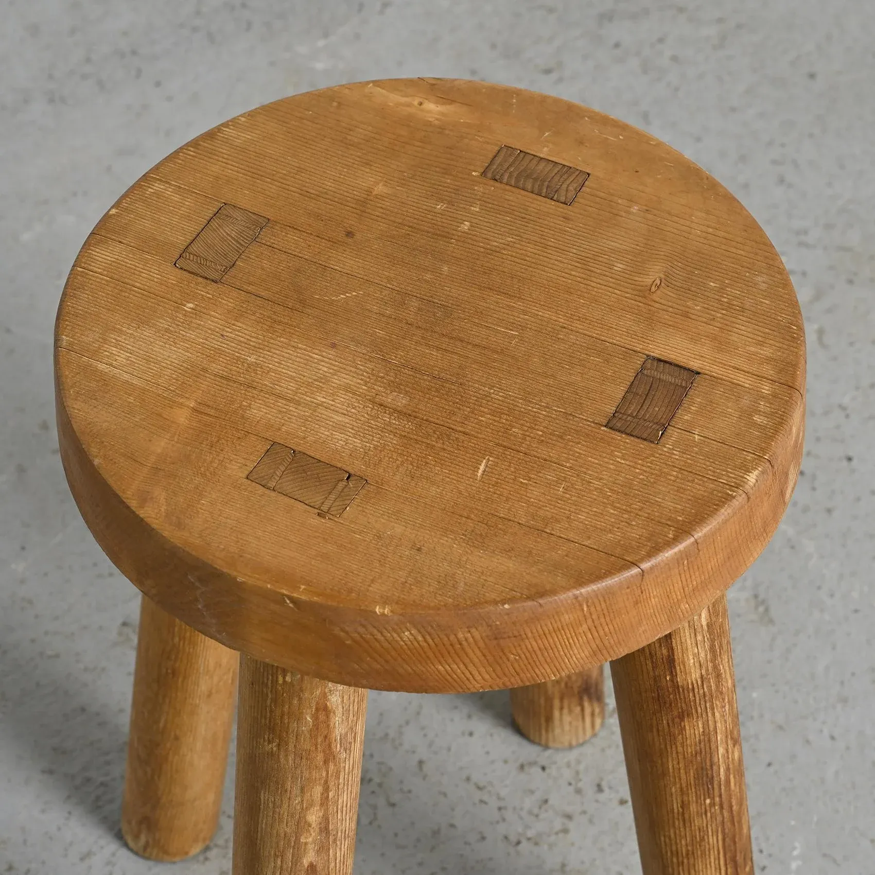 シャルロットペリアン Les Arc stool 1960s Stool by Charlotte Perriand for Les Arcs, 1960s | Chairish