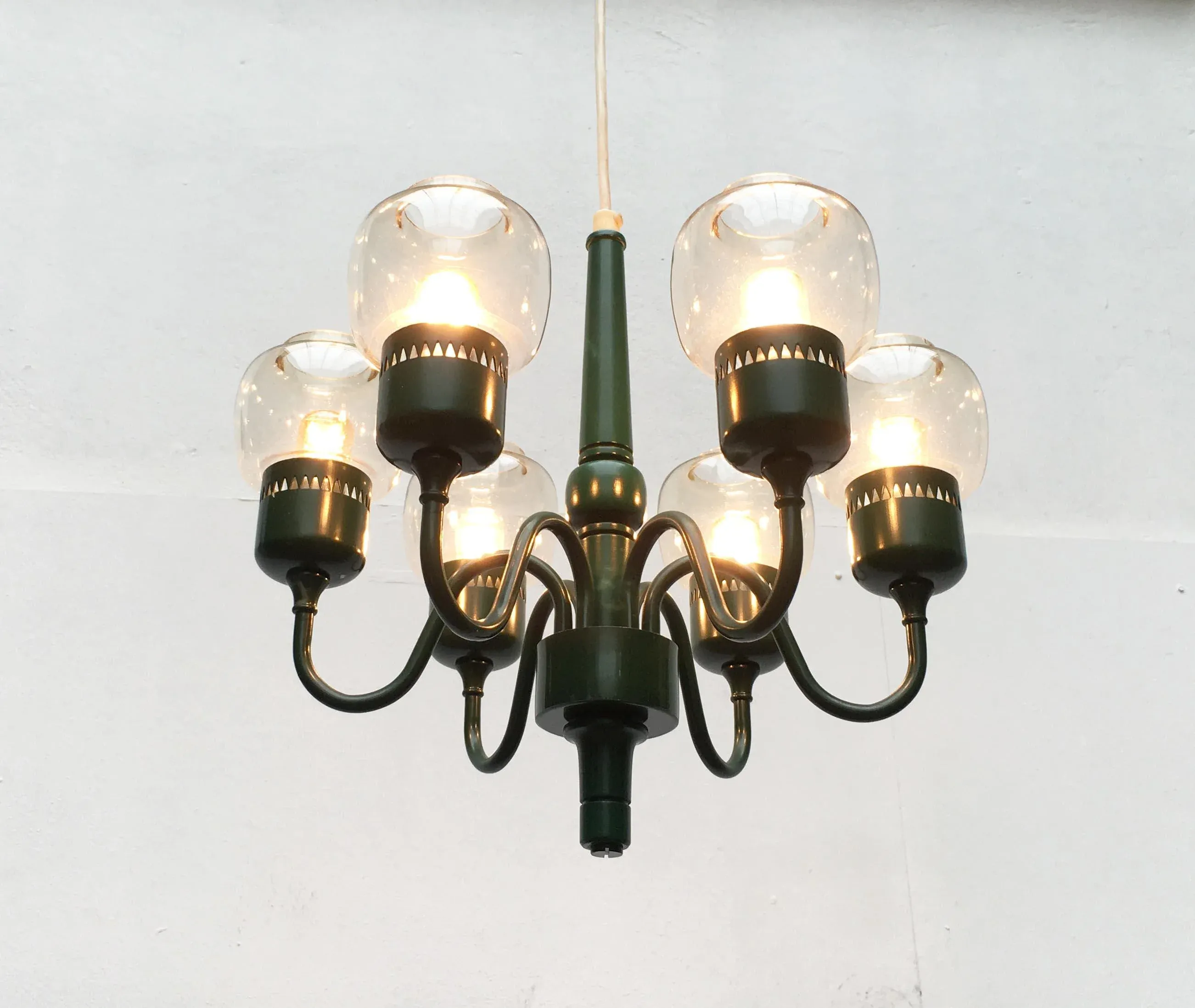 Mid-Century Swedish T526 Chandelier by Hans-Agne Jakobsson for Hans-Agne Jakobsson AB Markaryd