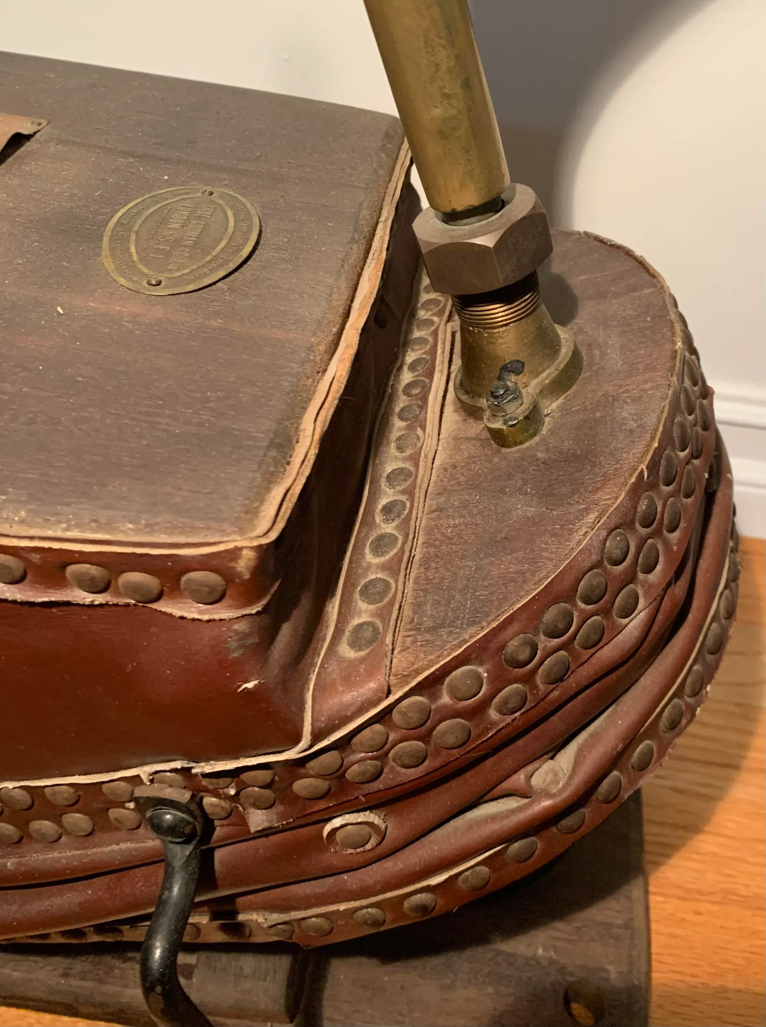 antique-english-bellows-