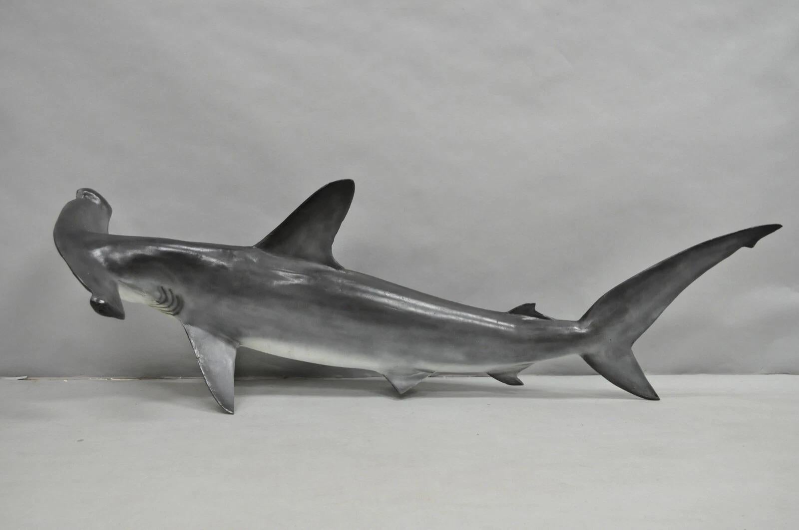 邦楽 vase by the window hammer head shark E1B50010-5811-4436-9052-