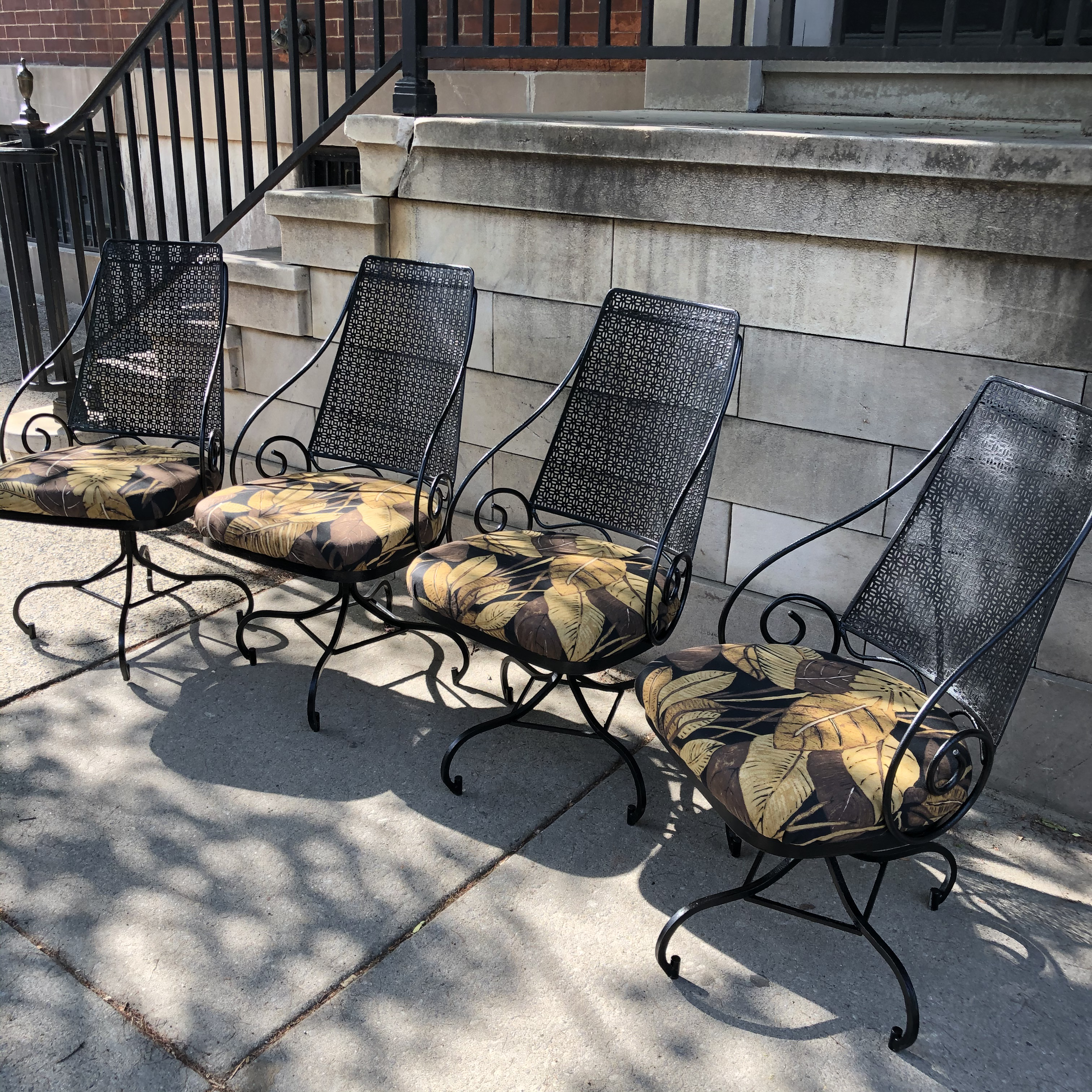 Mid Century Wrought Iron Swivel Chairs Set of 4 Chairish