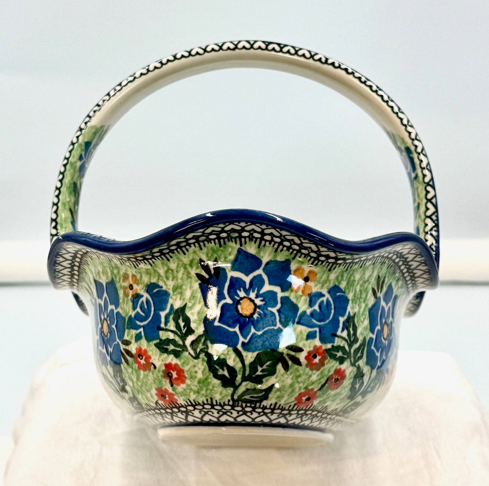 Polish Pottery' Unikat 'Presence of Love'' Limited Edition Basket
