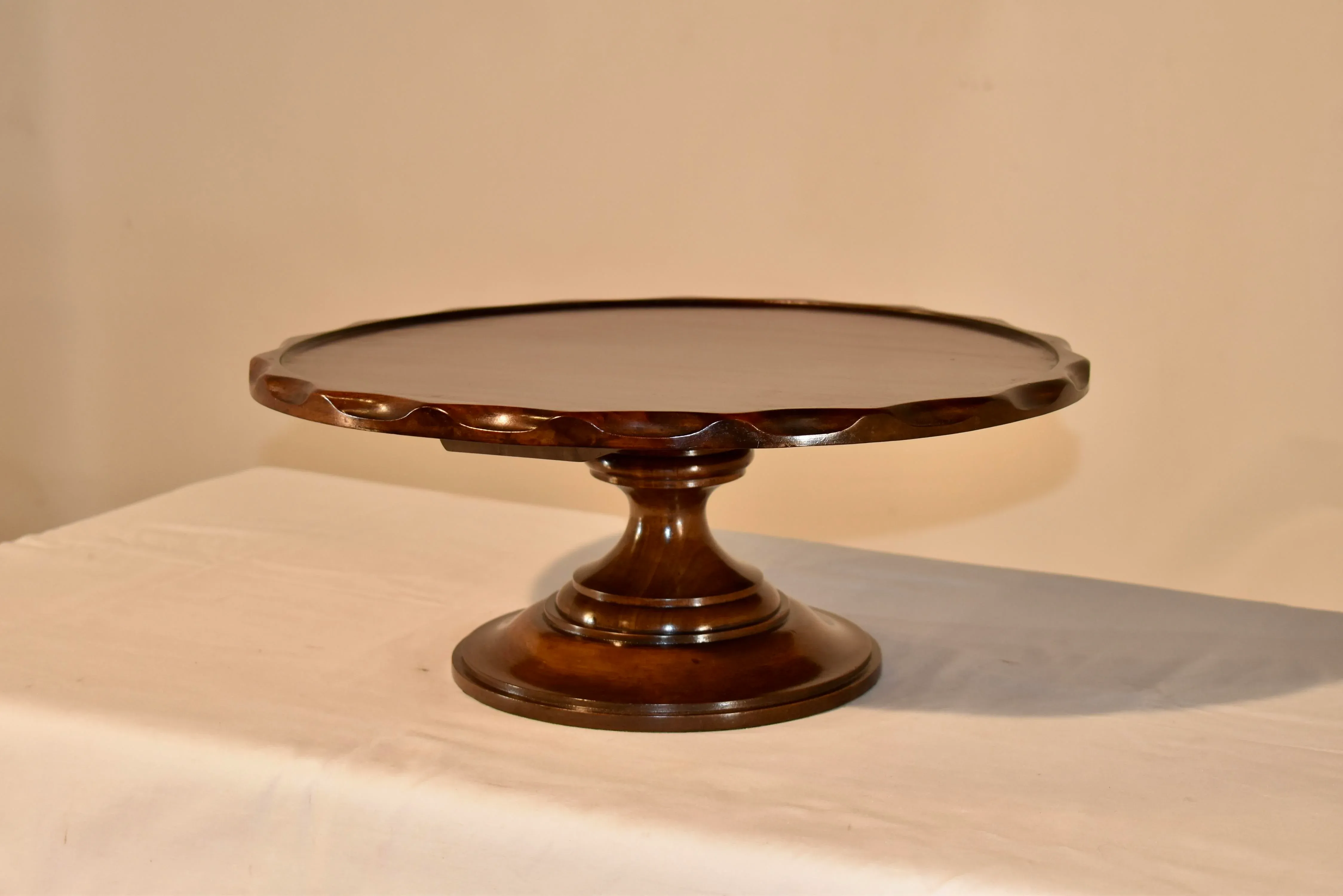 19th Century English Lazy Susan With Pie Crust Edge
