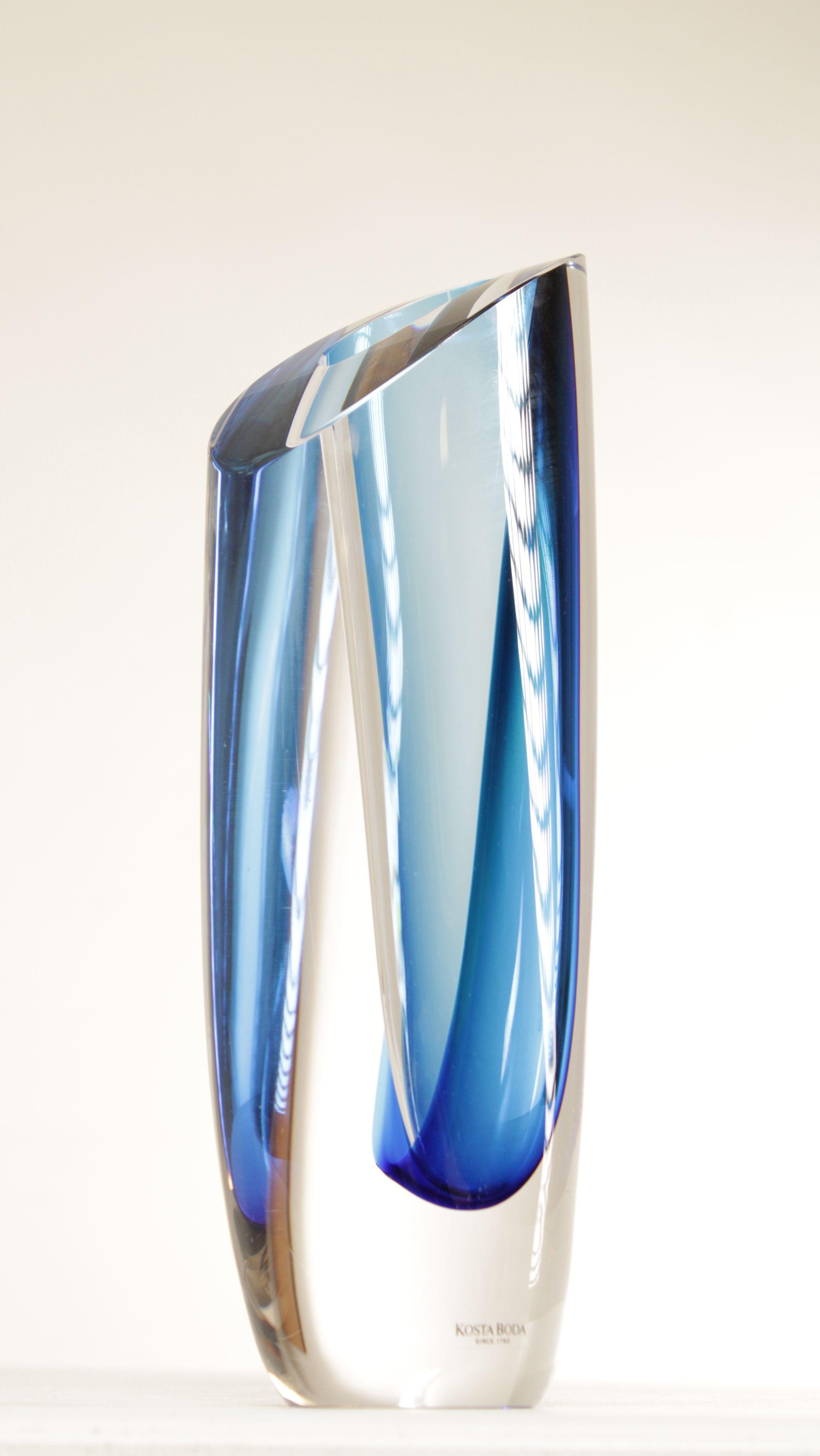 1990s Kosta Boda Goran Warff 'Sydney' Blue Art Glass Vase