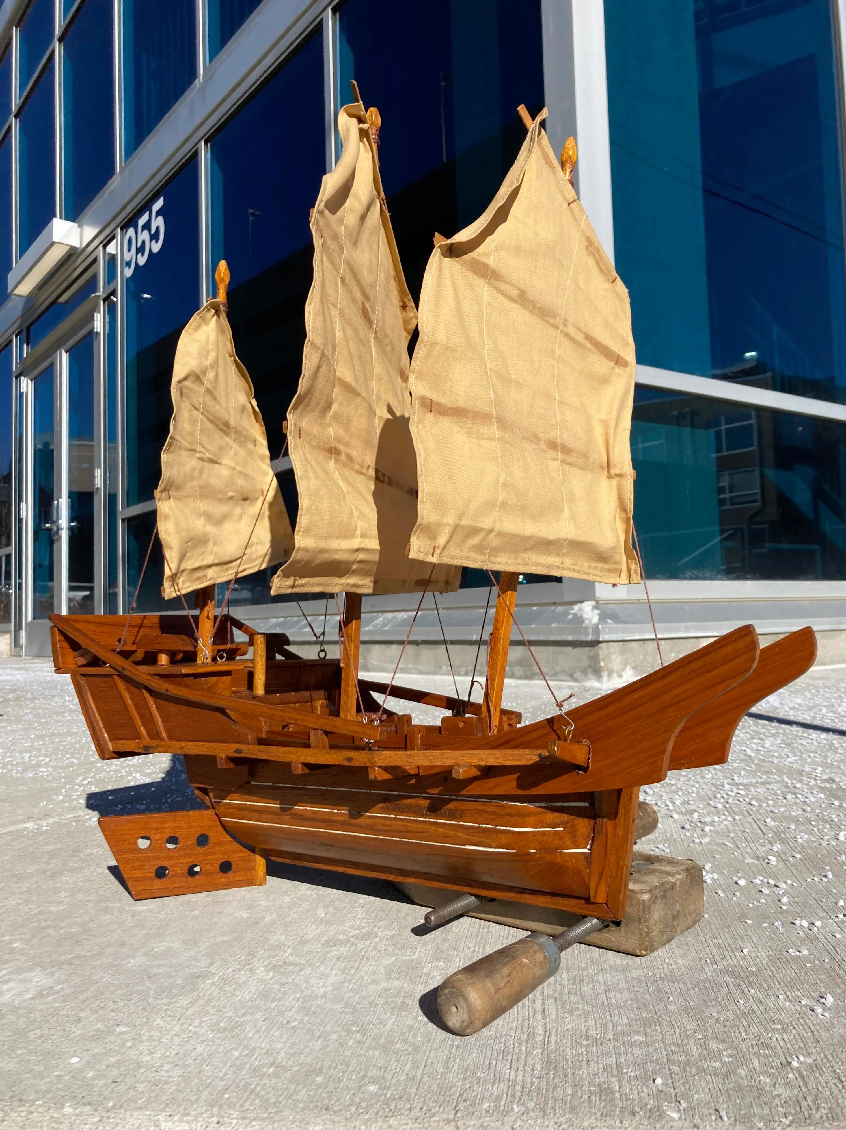 Scale Model of Chinese Junk Ship in Solid Teak Handcrafted in Hong