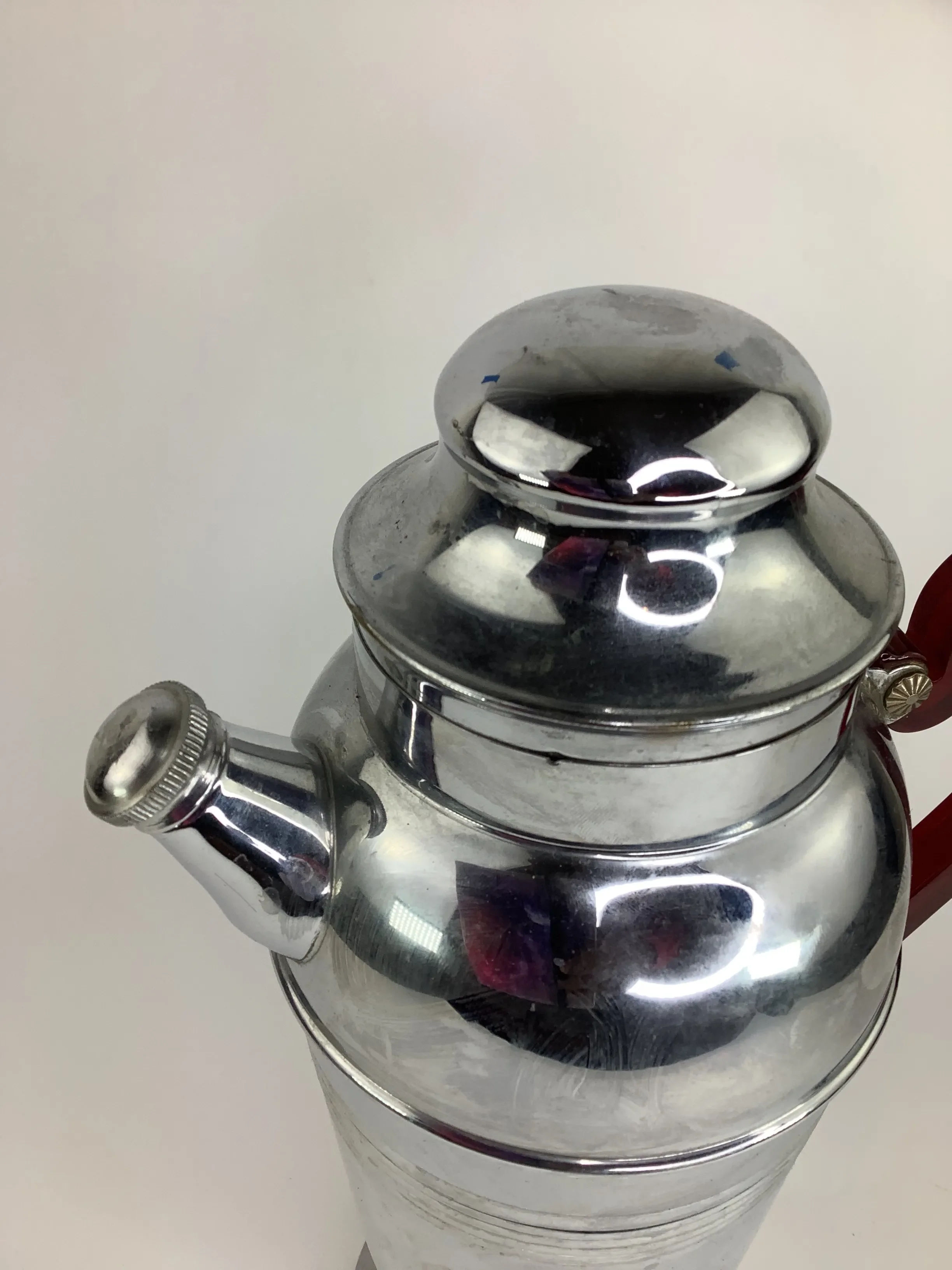 Chrome Mid-Century Cocktail Shaker With Red Bakelite Handle | Chairish