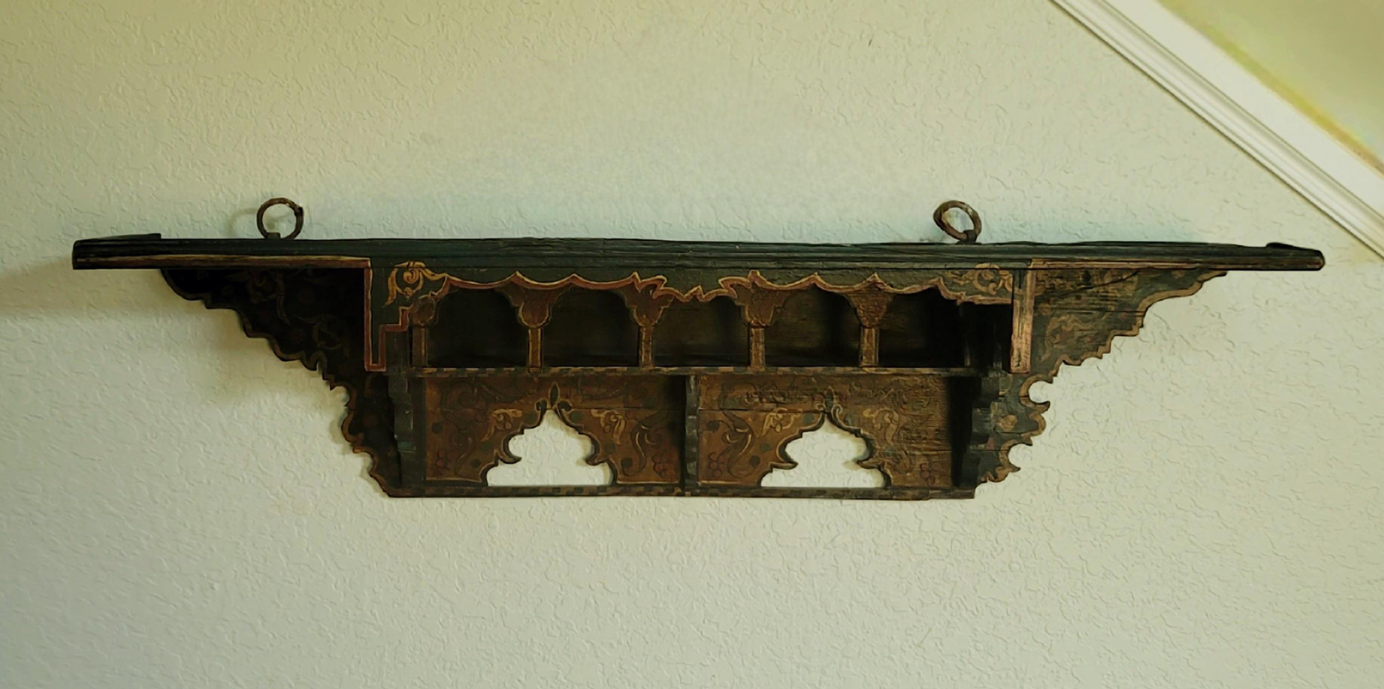 Vintage Moroccan Hand-Painted Wall ShelfAntique 19th Century Imari Arita Paired Export Porcelain - a Pair