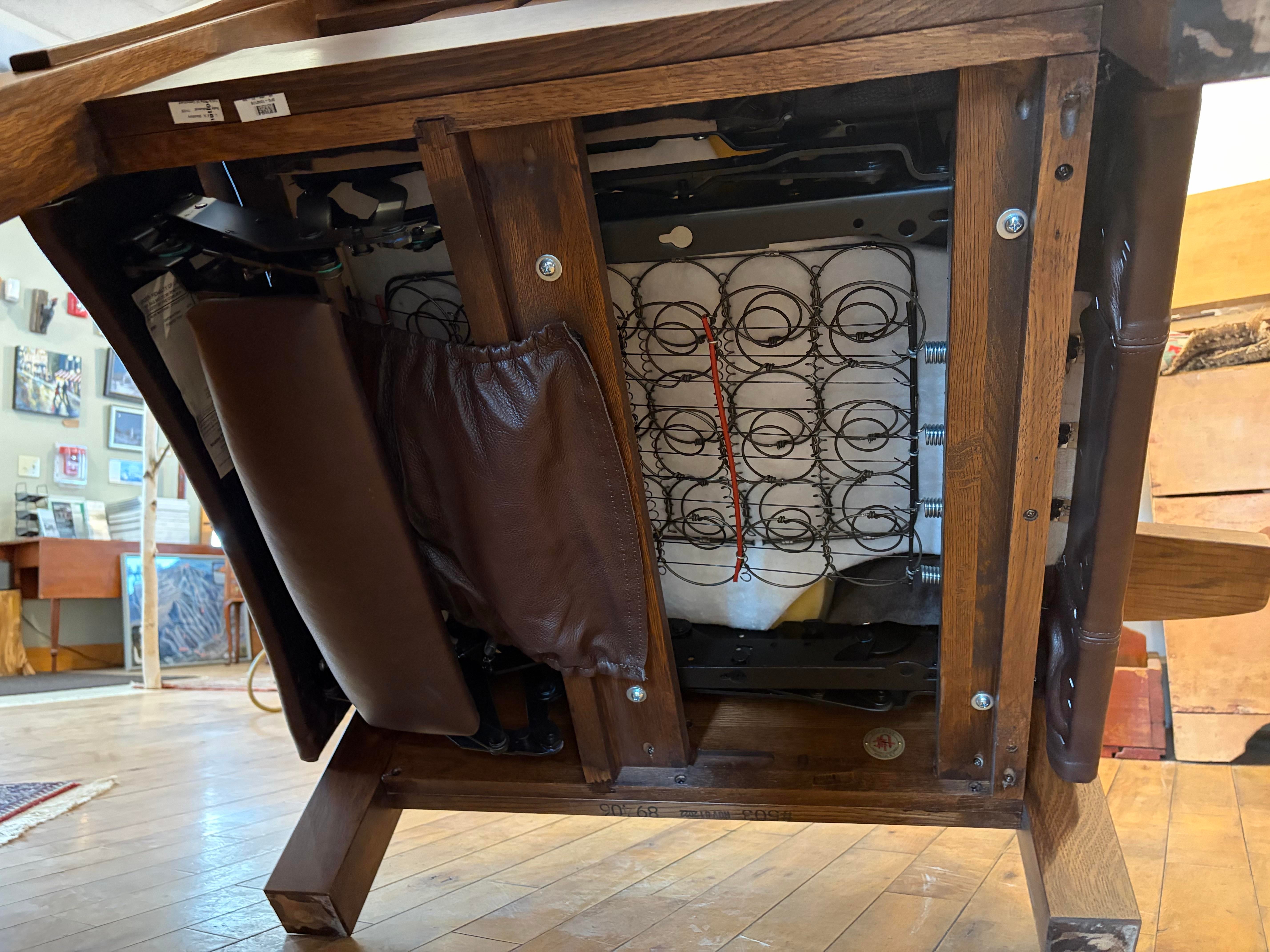 Bustle Back Bow Arm Recliner