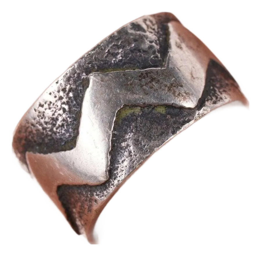 sz7.5 Steve Wikviya LaRance Hopi Tufa cast ring | Chairish