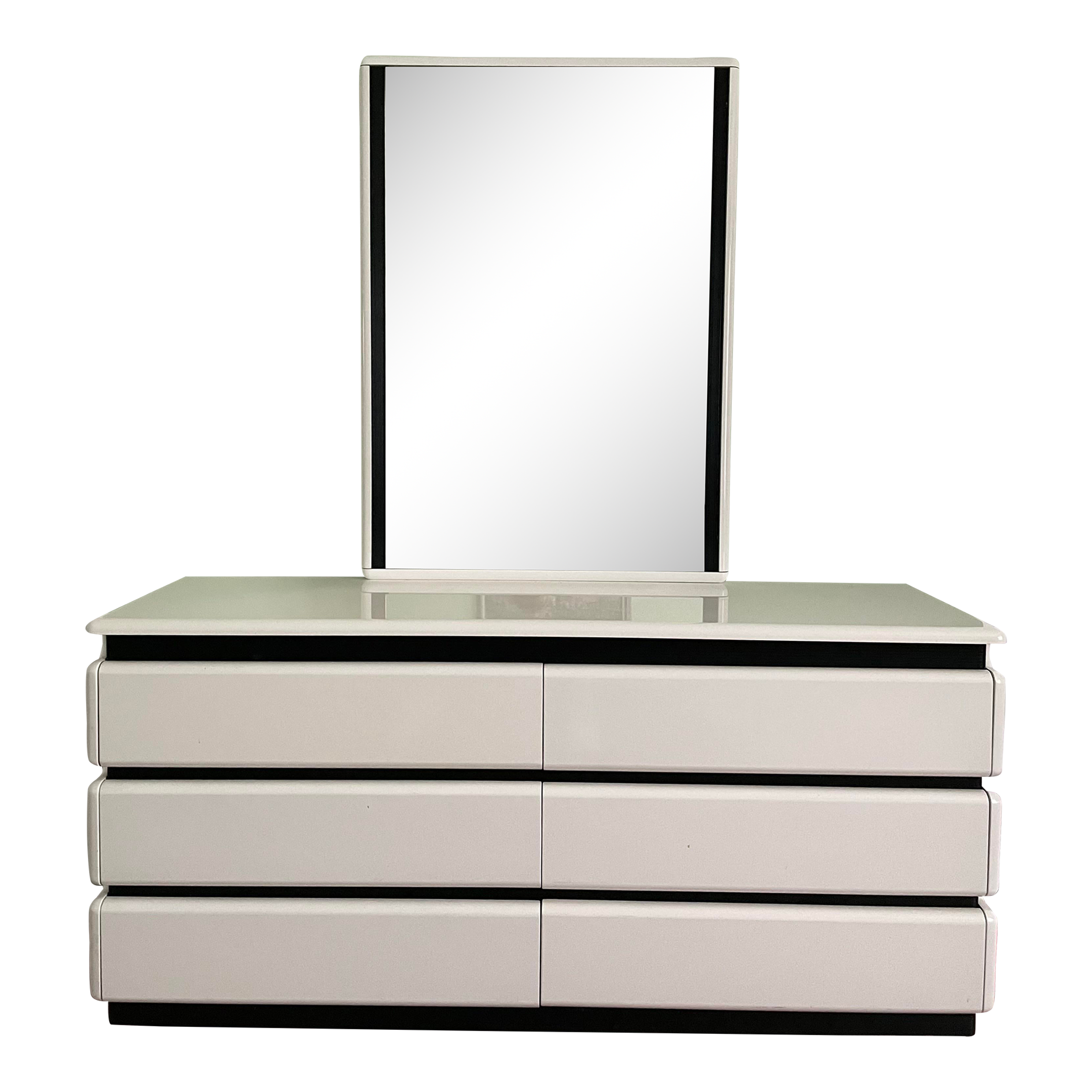 Postmodern Rougier High Gloss White Six Drawer Lacquered Modern Dresser