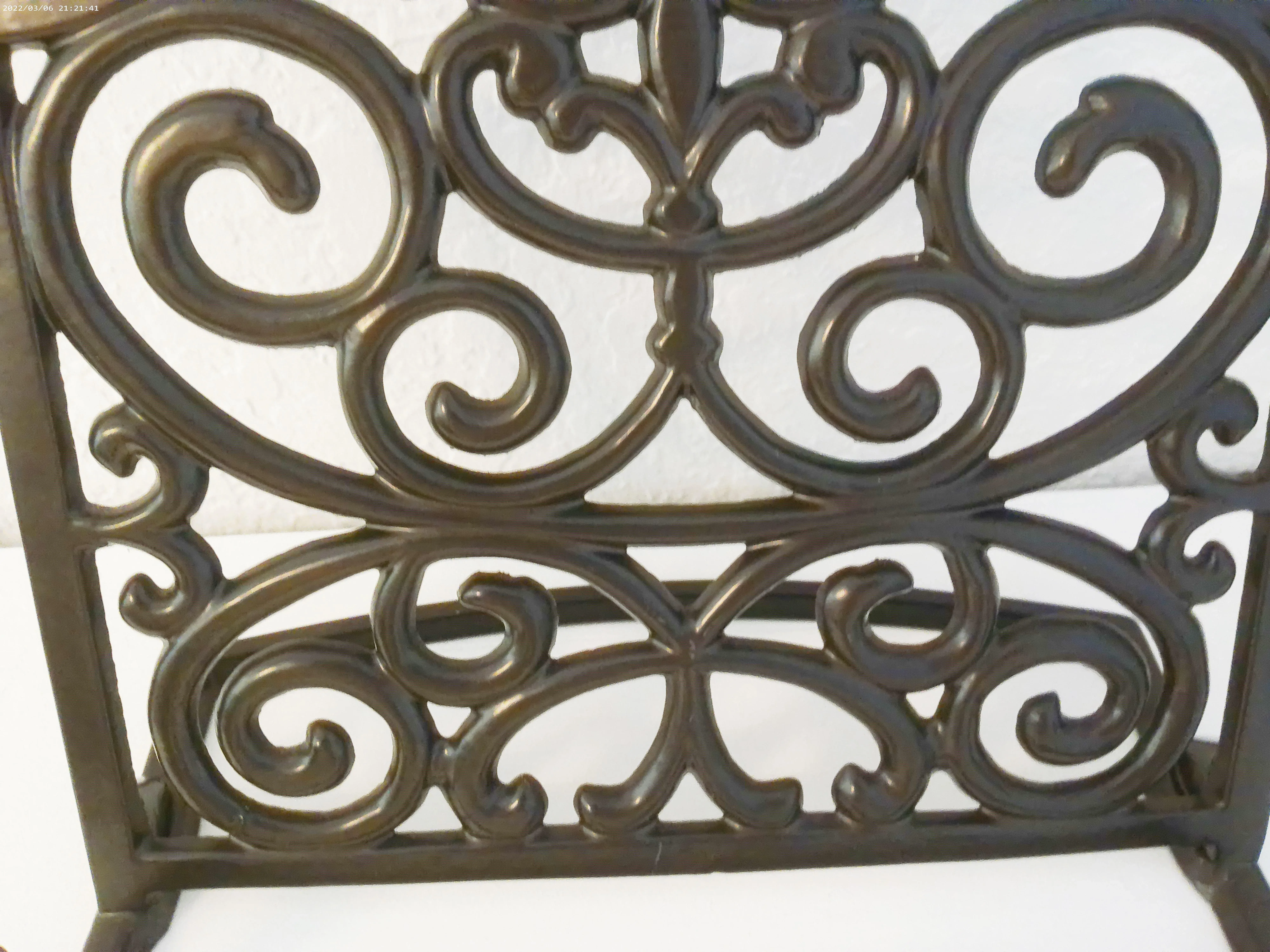 Black Iron Scroll Cookbook Holder/Easel