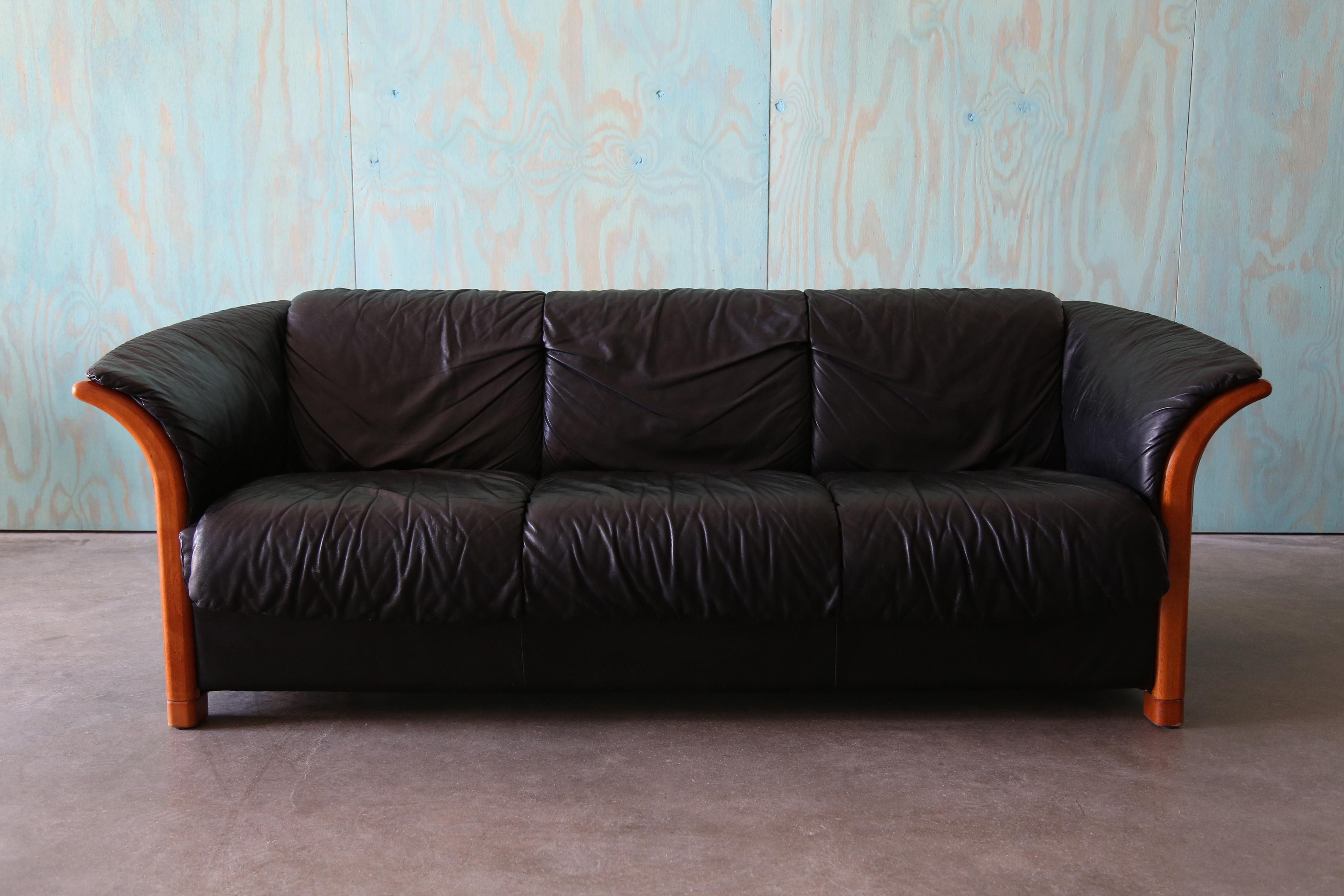 Seater Sofa Stressless Manhattan Ekornes Leather Sofa 1980s