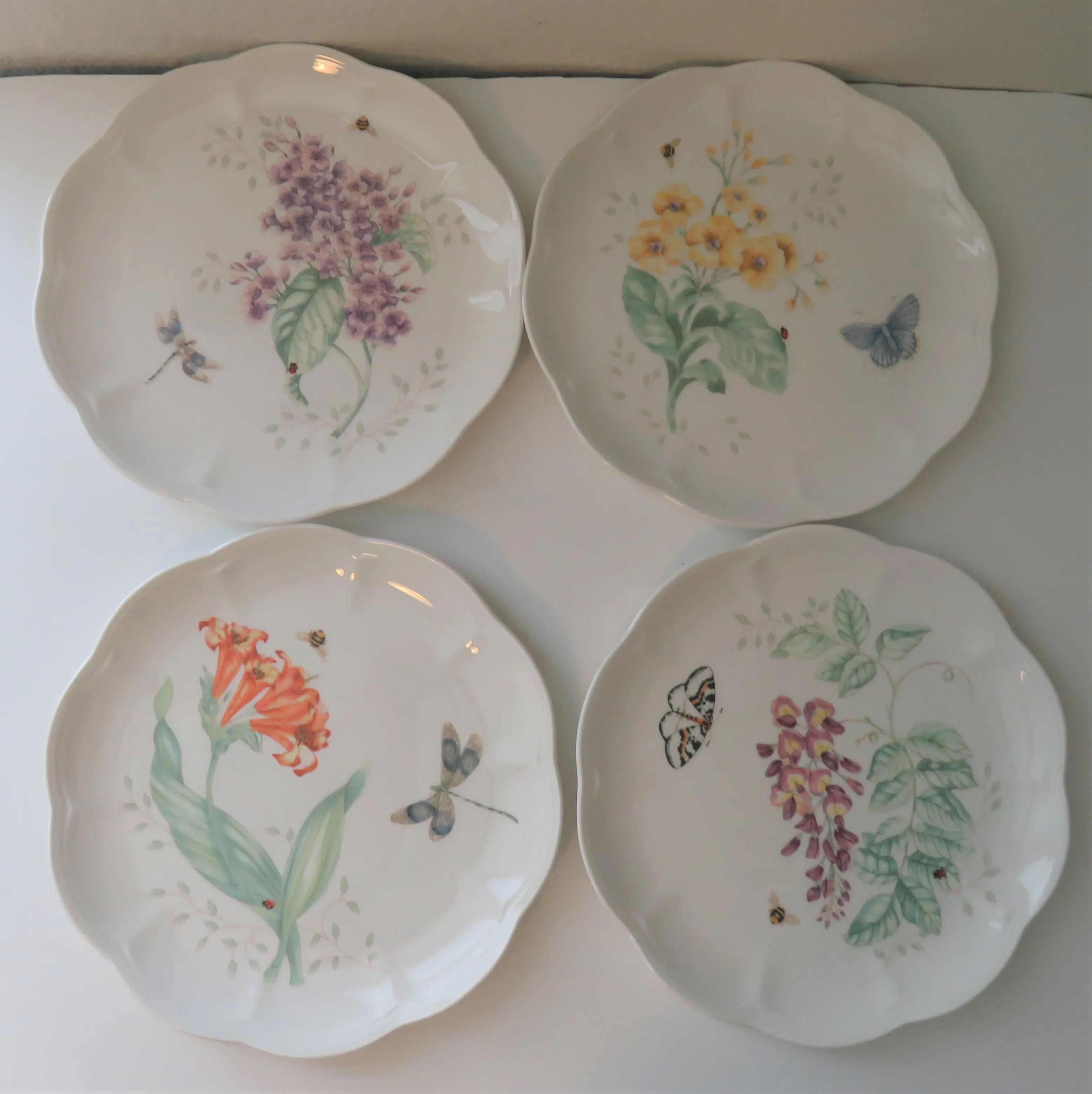 Late 20th Century Contemporary Lenox Butterfly Meadow Dinnerware