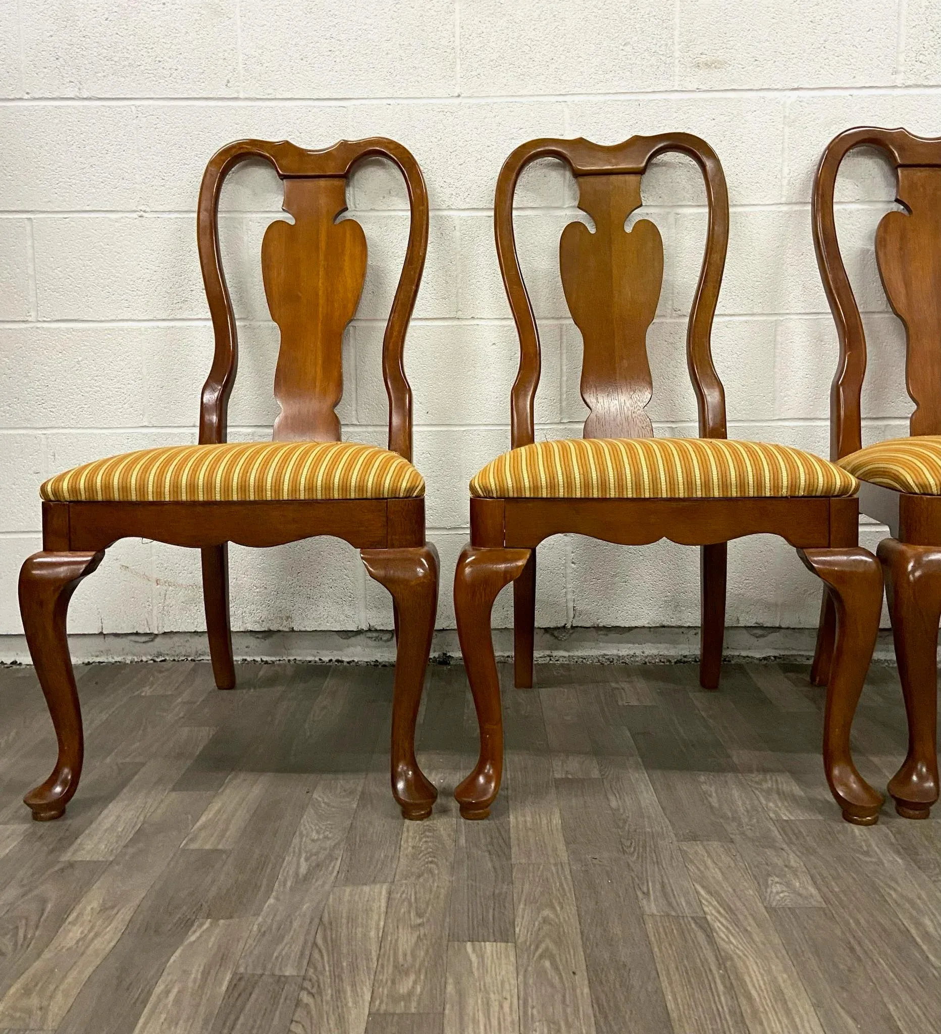 vintage-universal-furniture-