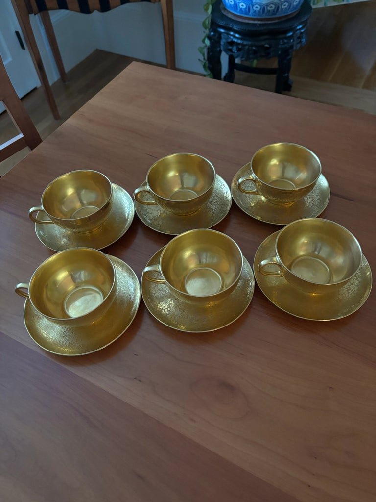 Antique & Vintage 25 Piece Pickard 1930's 22k Gold Hand-Painted