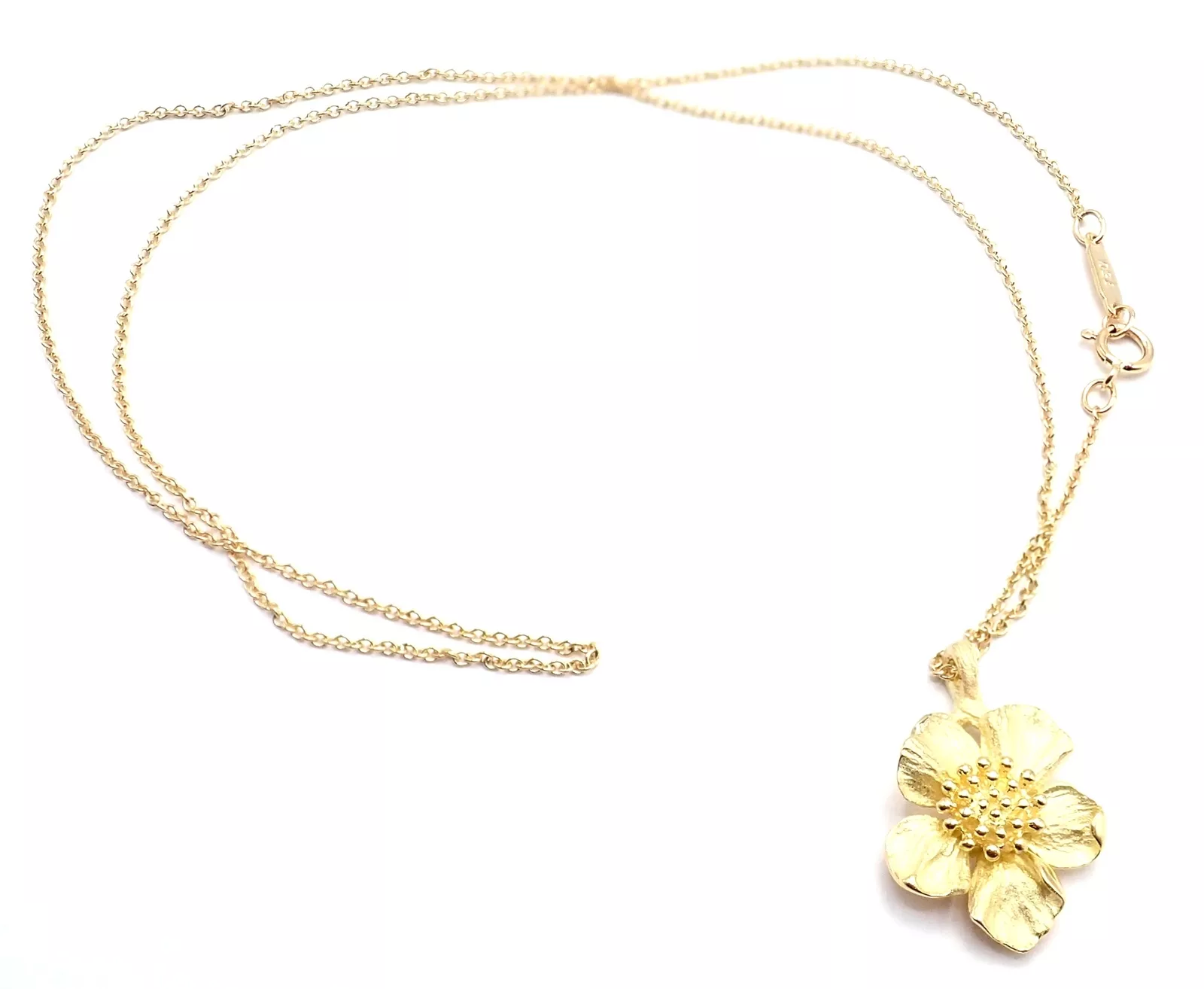 Vintage Tiffany & Co. Yellow Gold Dogwood Flower Pendant Necklace