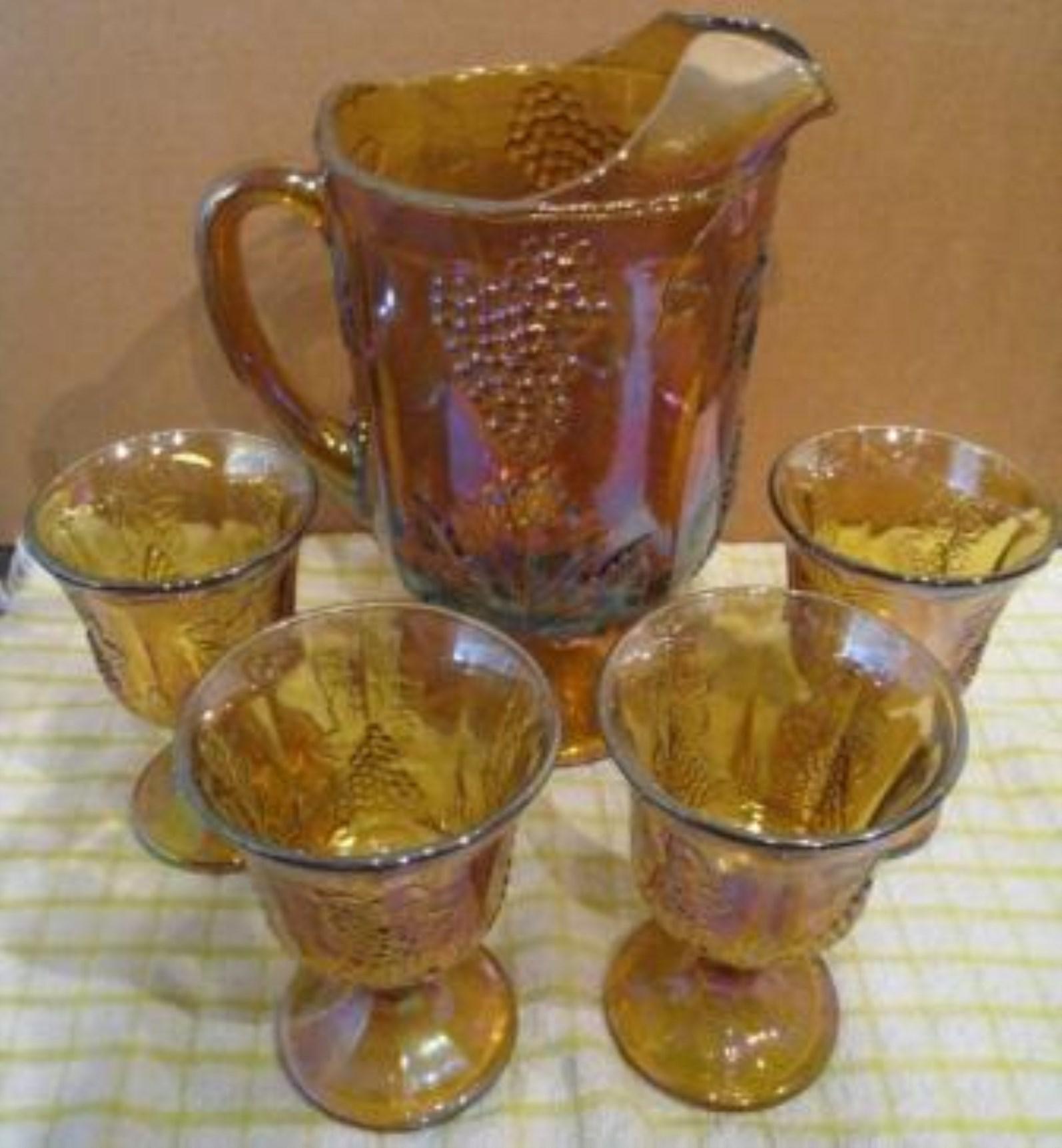 Vintage Harvest Grape Pattern Indiana Glass Co. Carnival