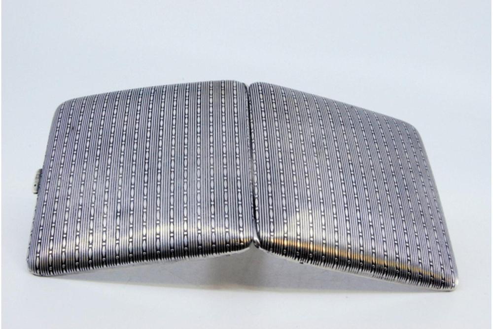 Silver Cigarette Case with Square-Shaped Chiseled Reliefs and Hinged Lid