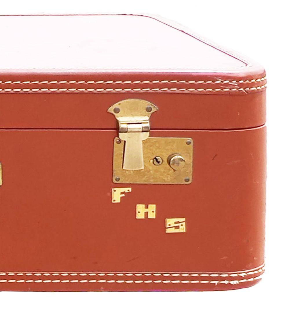 1940s Belber Neolite Vintage Suitcase Tripod Black Iron Base