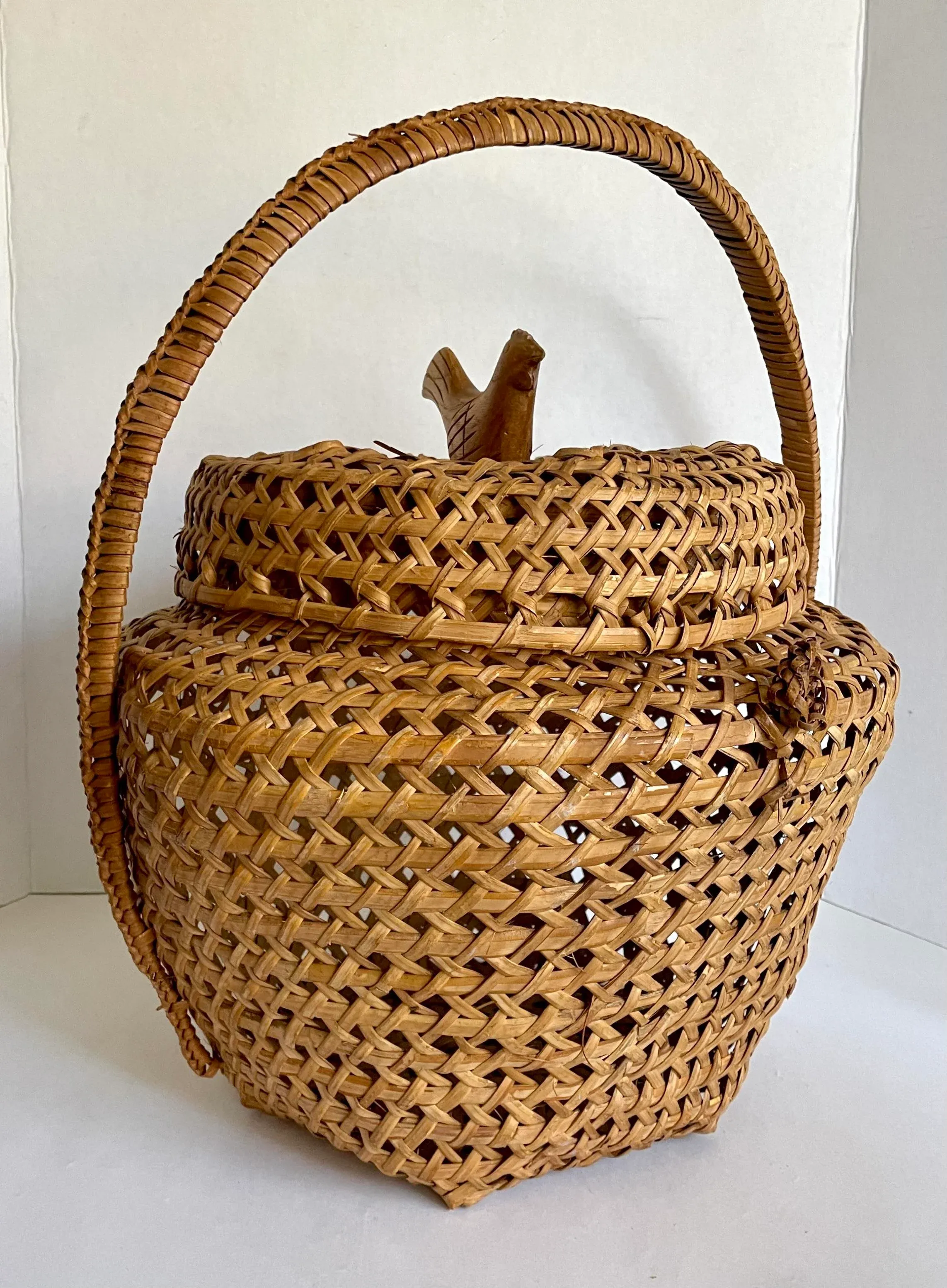 Vintage Woven Wicker Rattan Lidded Basket With Carved Wood
