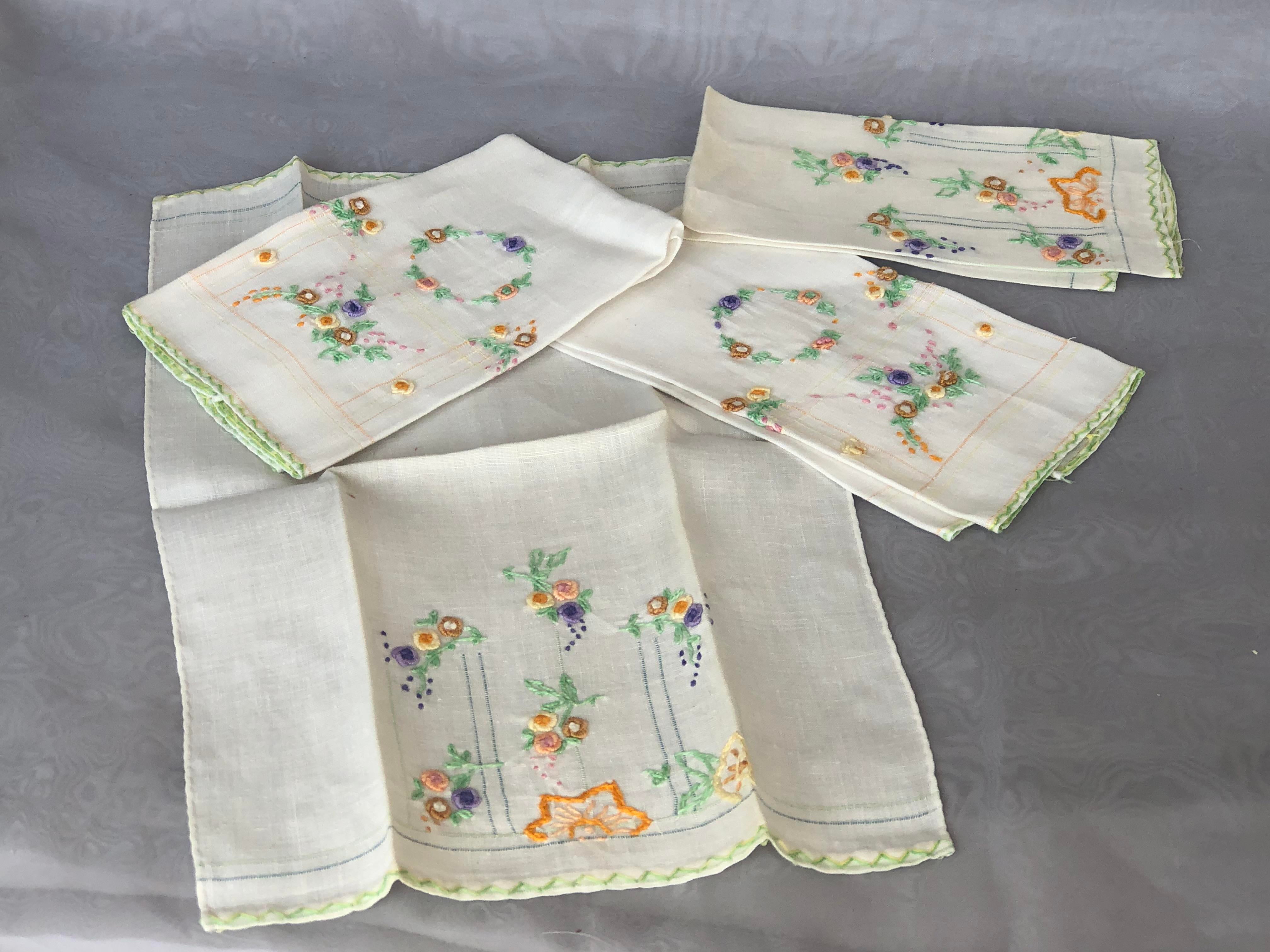 Vintage 1940s Hand Embroidery Linen Fingertip Towels Set of 4 Chairish
