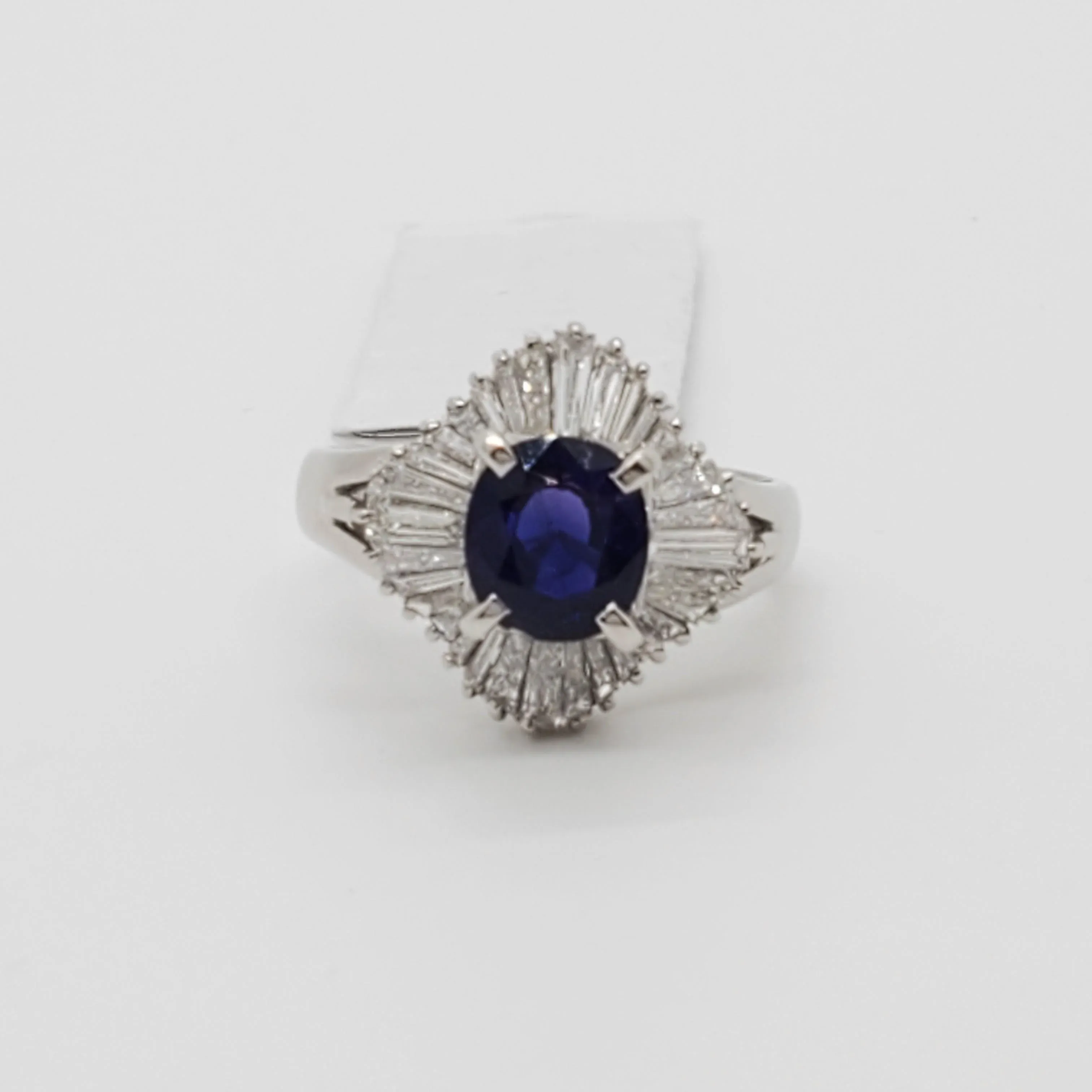 GIA Color Change Tanzanian Sapphire and Diamond Cocktail Ring in Platinum, size 7.25