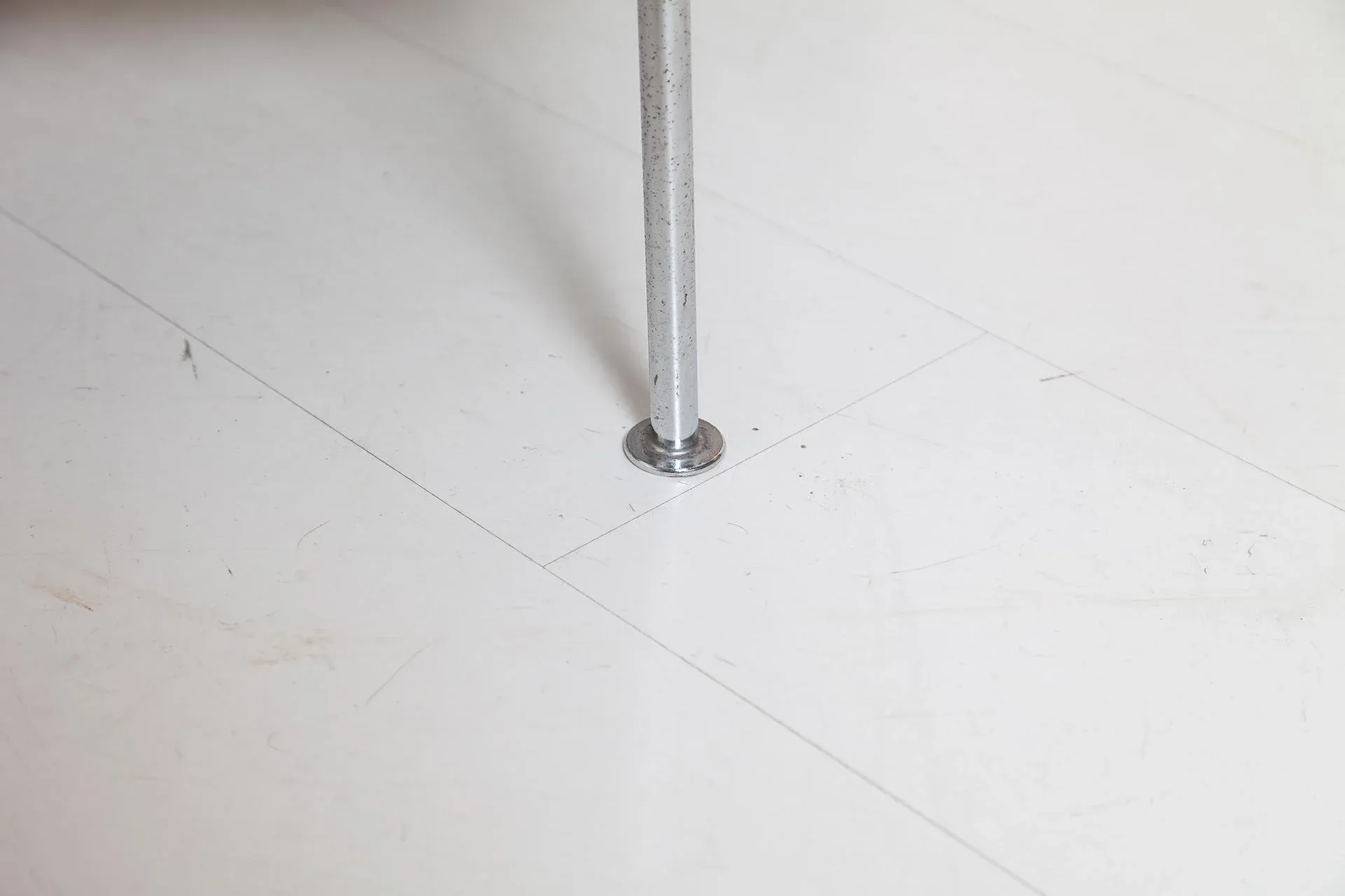 Metal & Fabric Lounge Chair