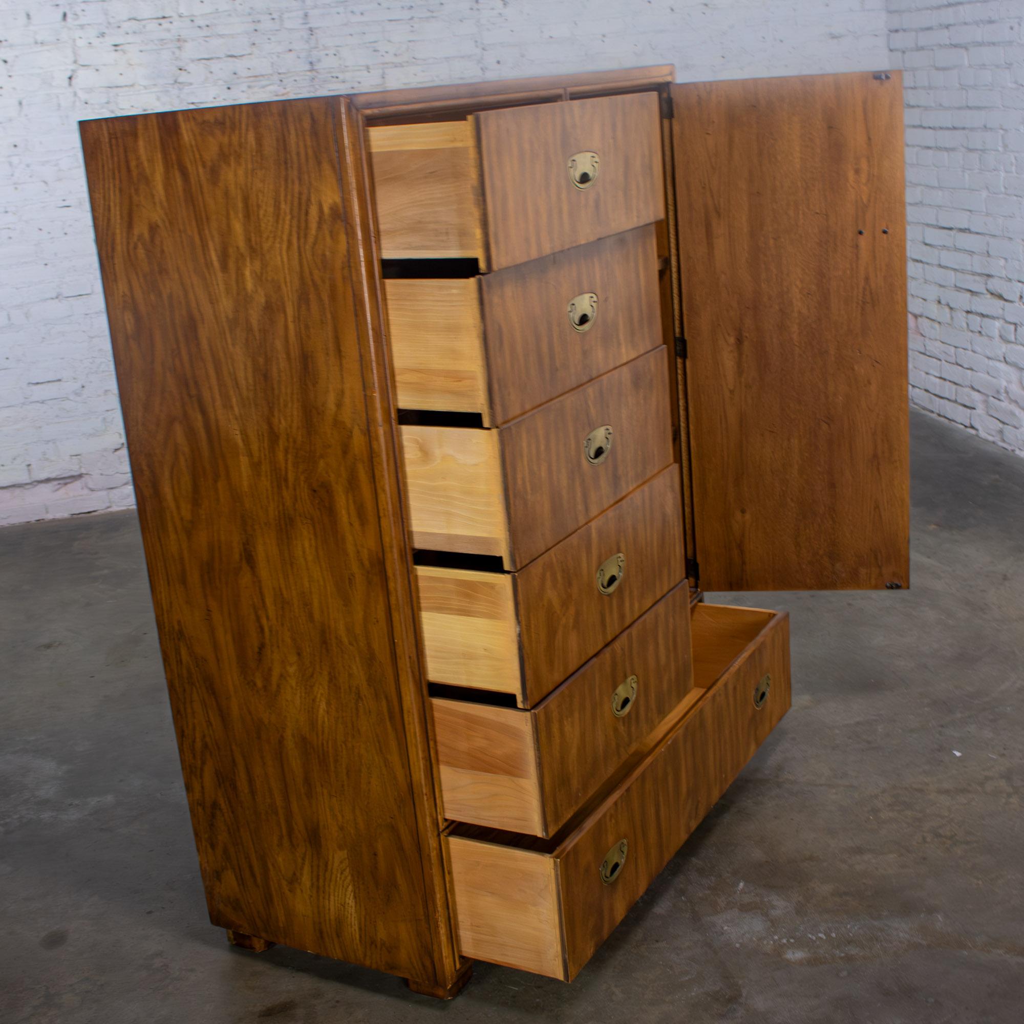 DREXEL ドレクセルヘリテージ ビンテージ PASSAGE チェスト Late 20th Century Campaign Style Gentleman's Chest of Drawers or