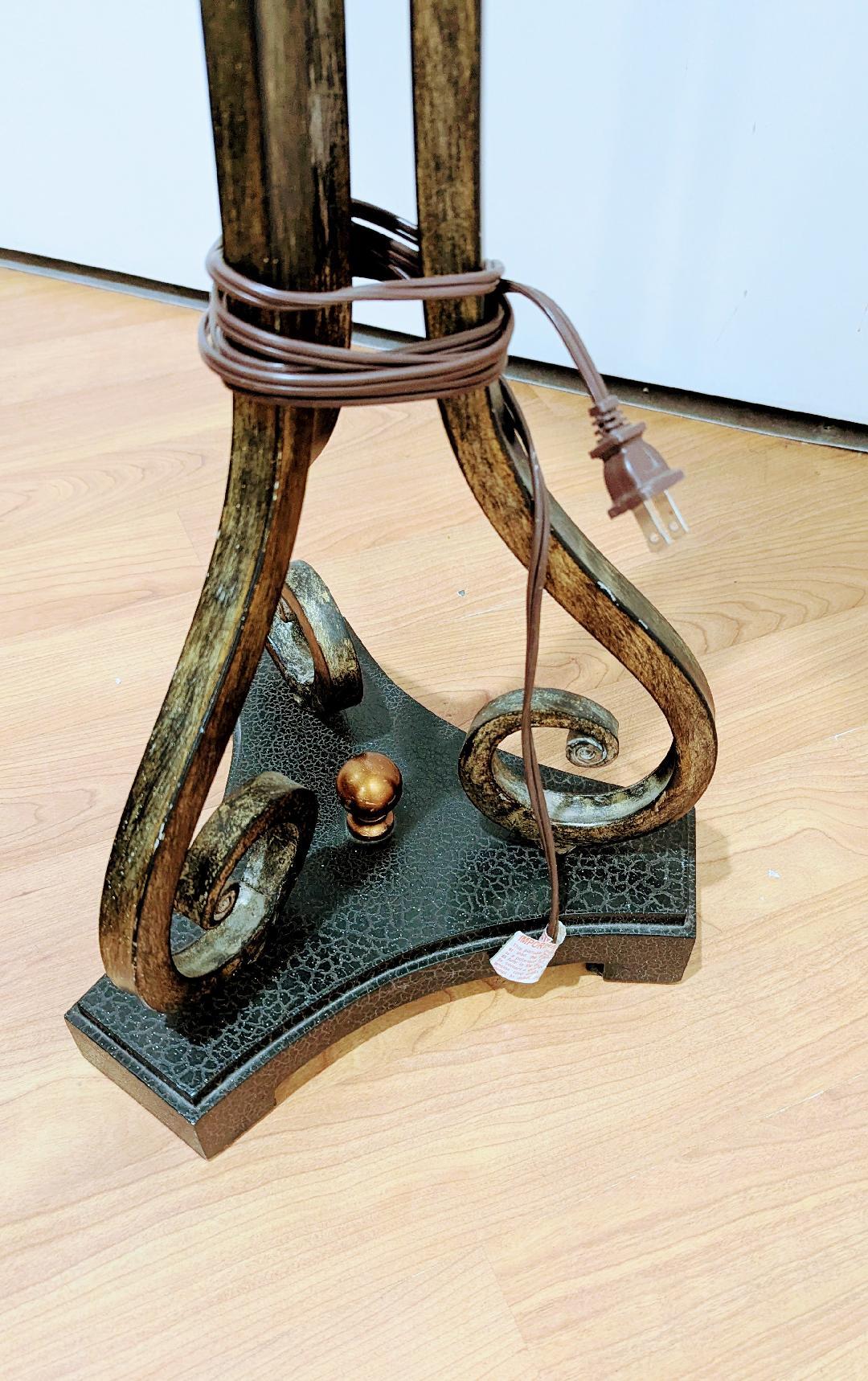 フロアスタンド Vintage antique pineapple floor stunned