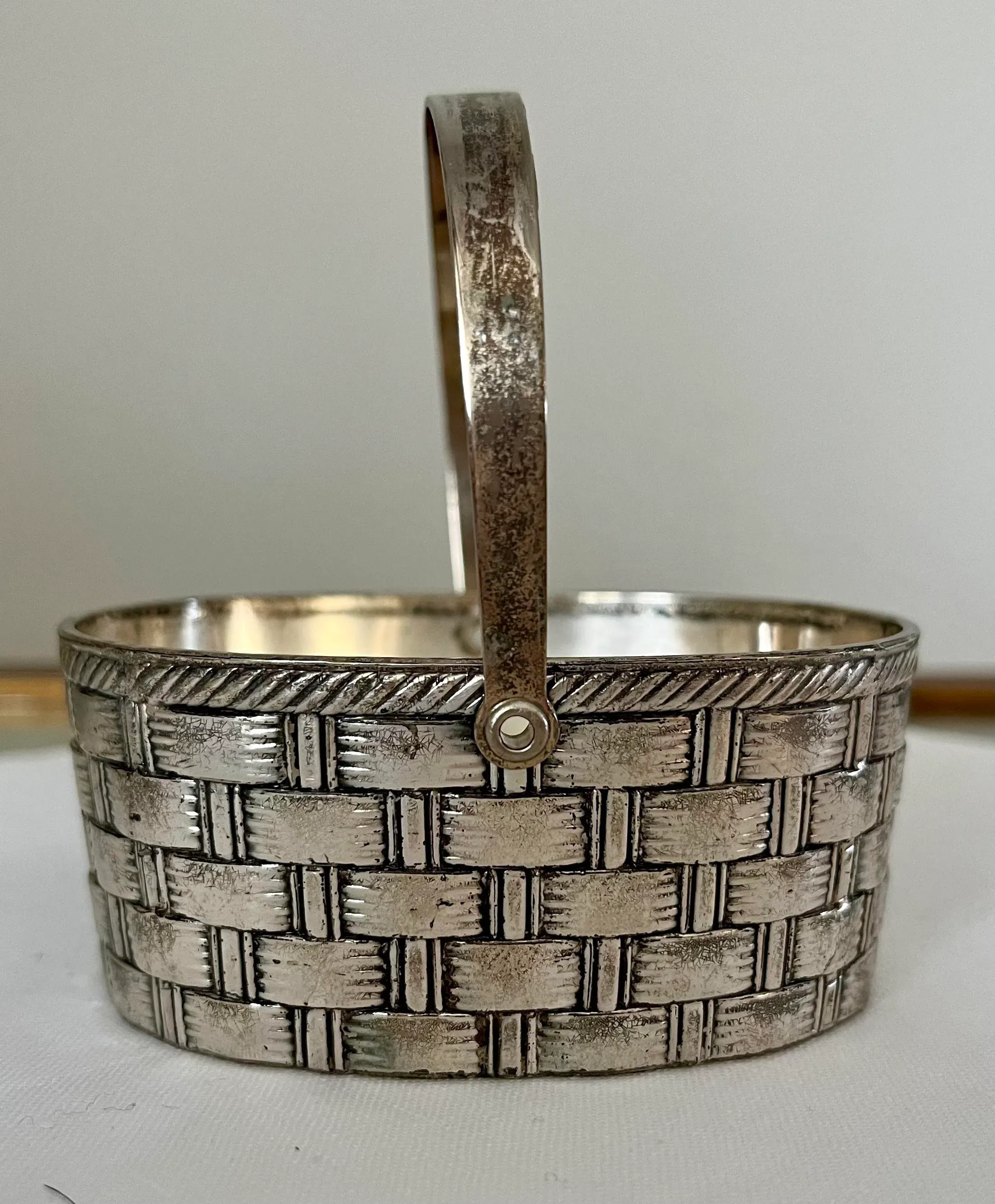 西ドイツ【Silver Plated】籠 バスケット 葡萄 アールヌーヴォー 在庫有 西ドイツ【Silver Plated】籠 バスケット 葡萄 アール